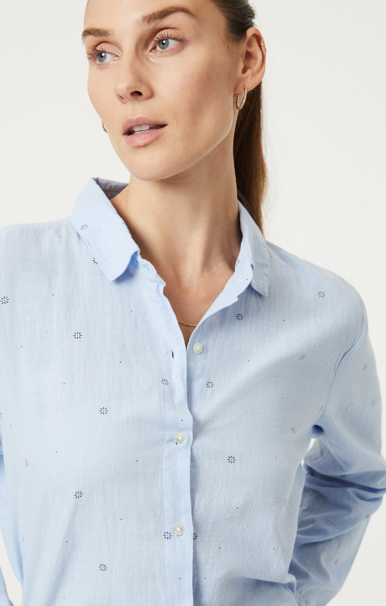 Mavi Women's Button-Up Long Sleeve Shirt In Navy Flower Dot
