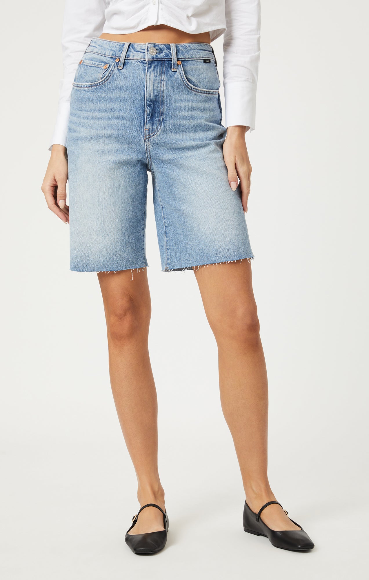 SELINA SHORTS IN LIGHT USED CLASSIC BLUE - Mavi Jeans