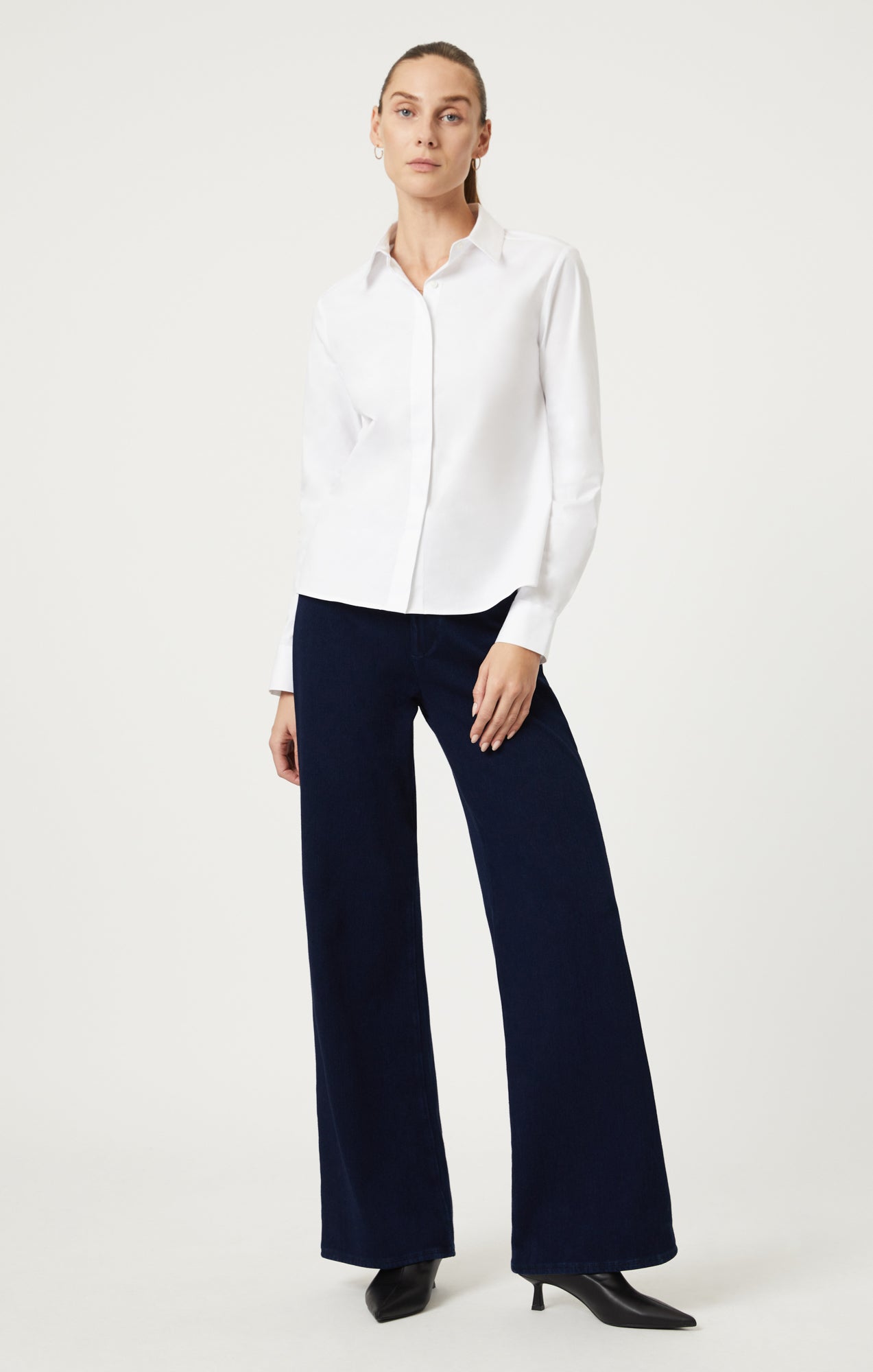 BUTTON-UP LONG SLEEVE SHIRT IN WHITE - Mavi Jeans