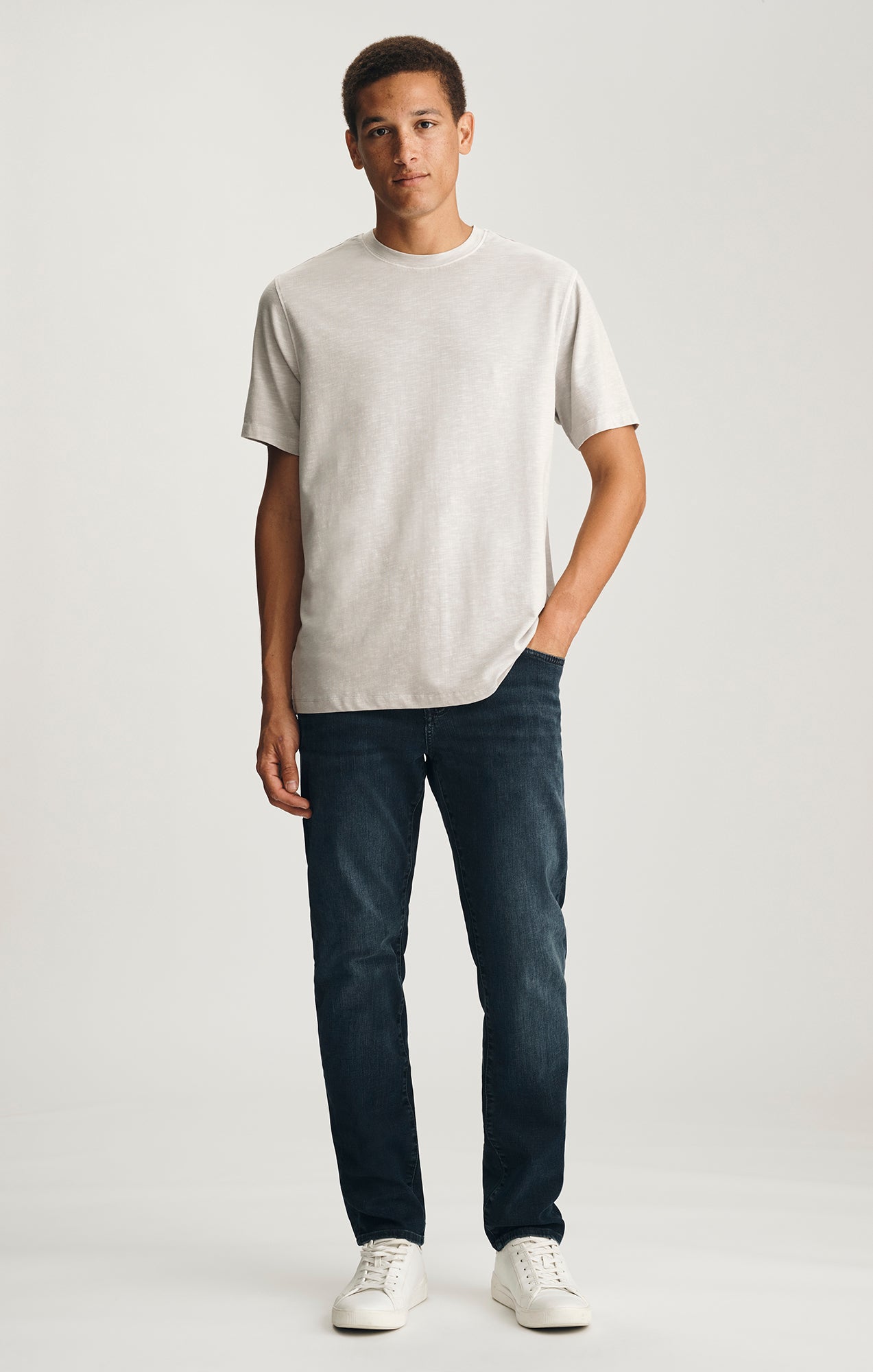 EDITION SHORT SLEEVE T-SHIRT IN ANTARCTICA