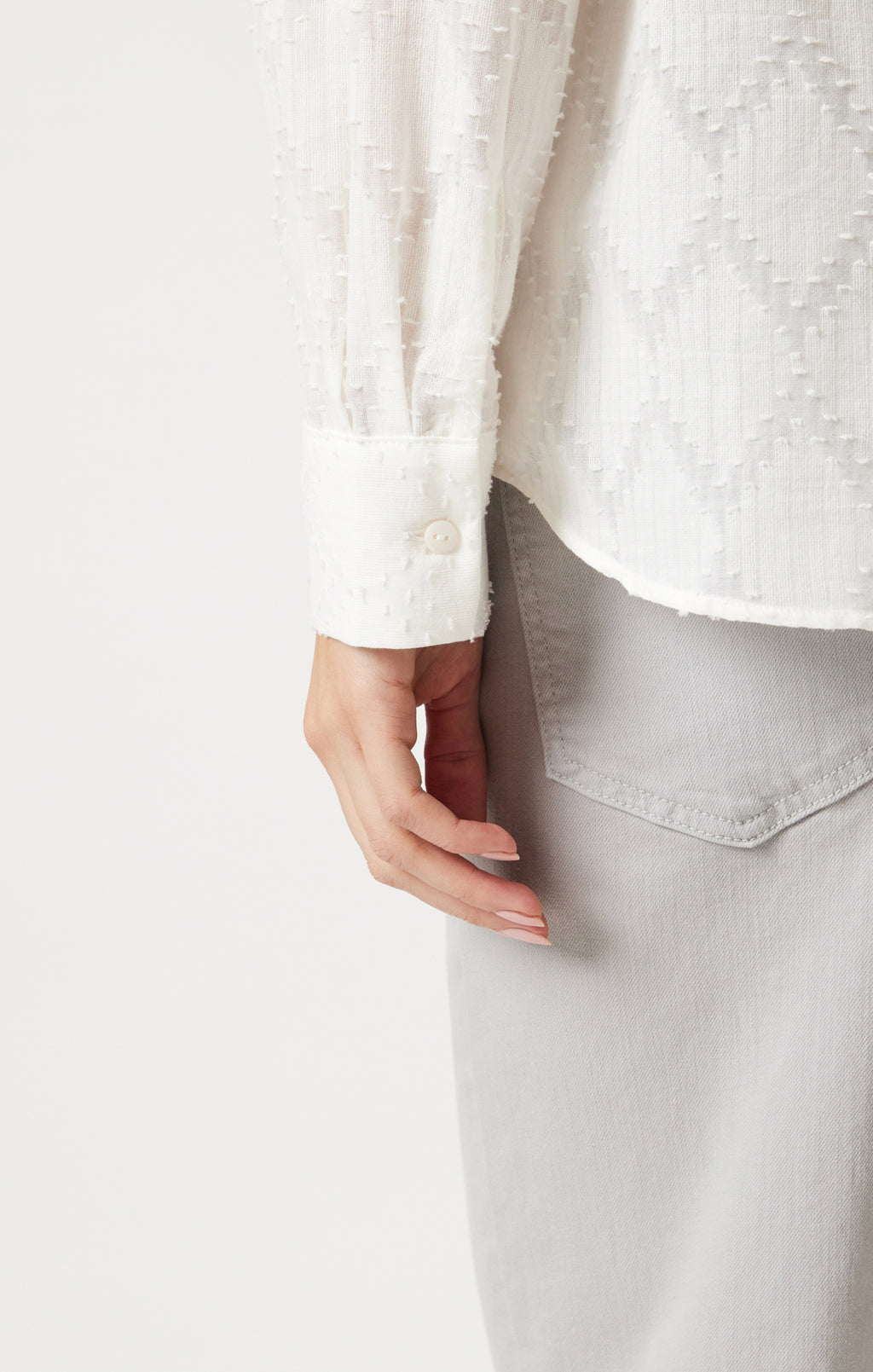 SHEER TEXTURED BUTTON-UP SHIRT IN ANTIQUE WHITE - Mavi Jeans