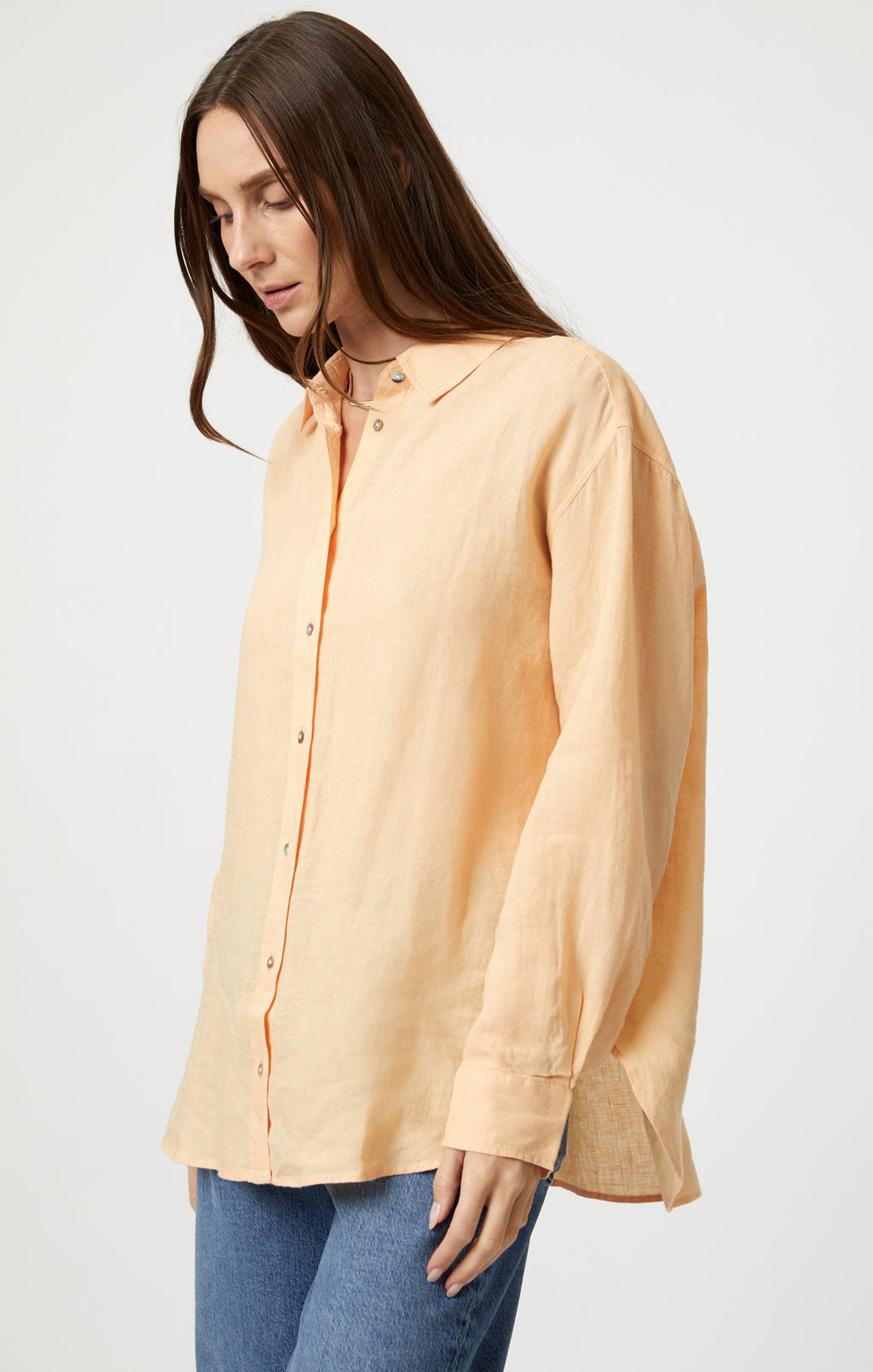 LINEN BUTTON-UP SHIRT IN CARAMEL CREAM - Mavi Jeans