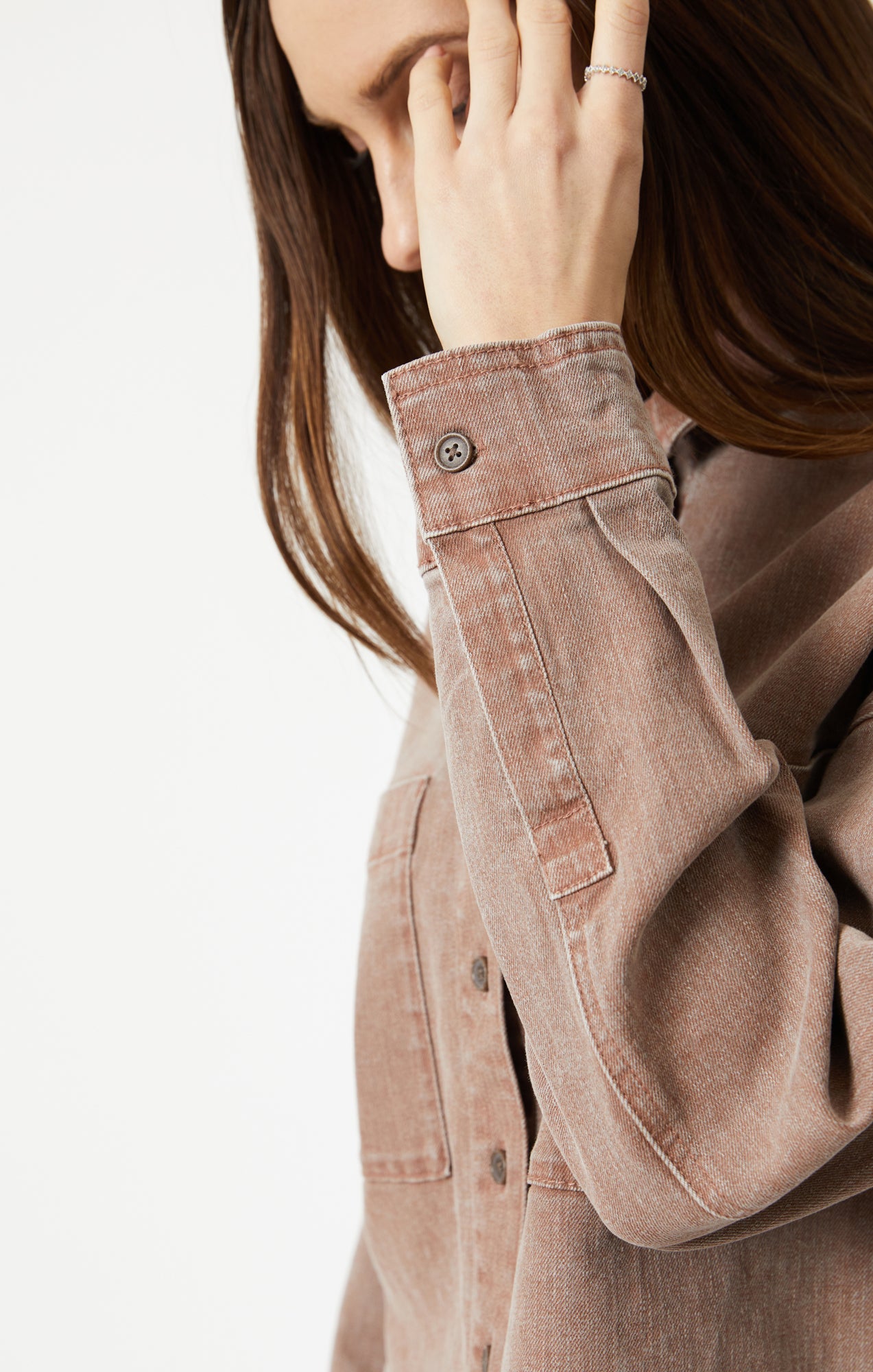 VIVI CROP LONG SLEEVE SHIRT IN ROSE NATURAL DYE - Mavi Jeans
