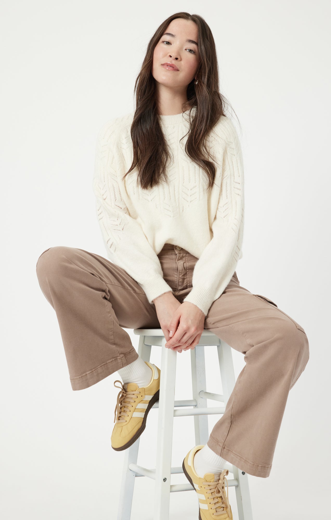 Mavi Women's Alva Straight Leg Cargo In Cappuccino Luxe Twill