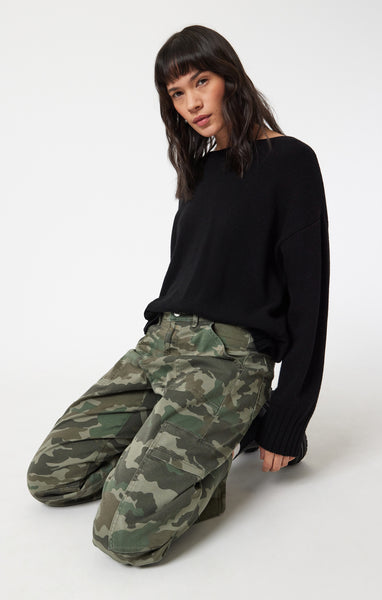 Mavi Women's Vinnie Barrel Cargo In Khaki Camo Twill – Mavi Canada