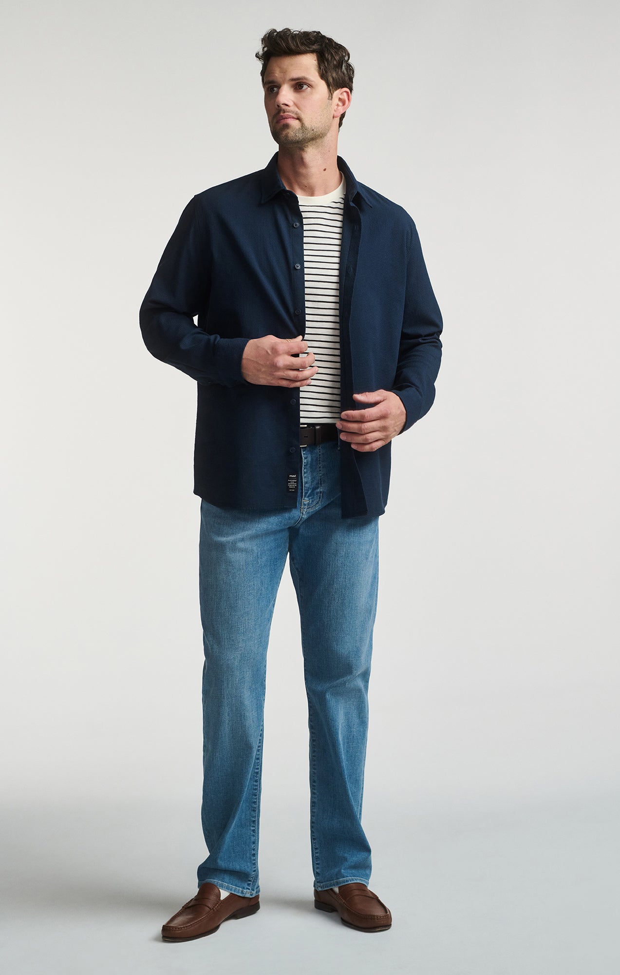 LONG SLEEVE BUTTON-UP SHIRT IN BLACK IRIS - Mavi Jeans