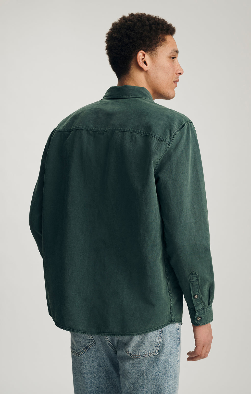 TENCEL™ ONE POCKET BUTTON-UP SHIRT IN BISTRO GREEN - Mavi Jeans