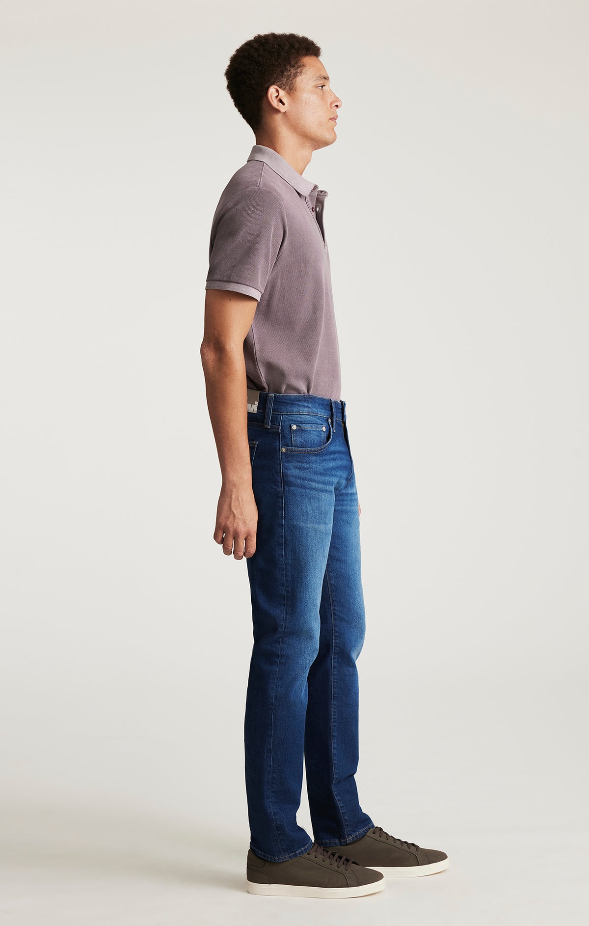 MARCUS SLIM STRAIGHT LEG IN DARK BRUSHED CLASSIC BLUE - Mavi Jeans