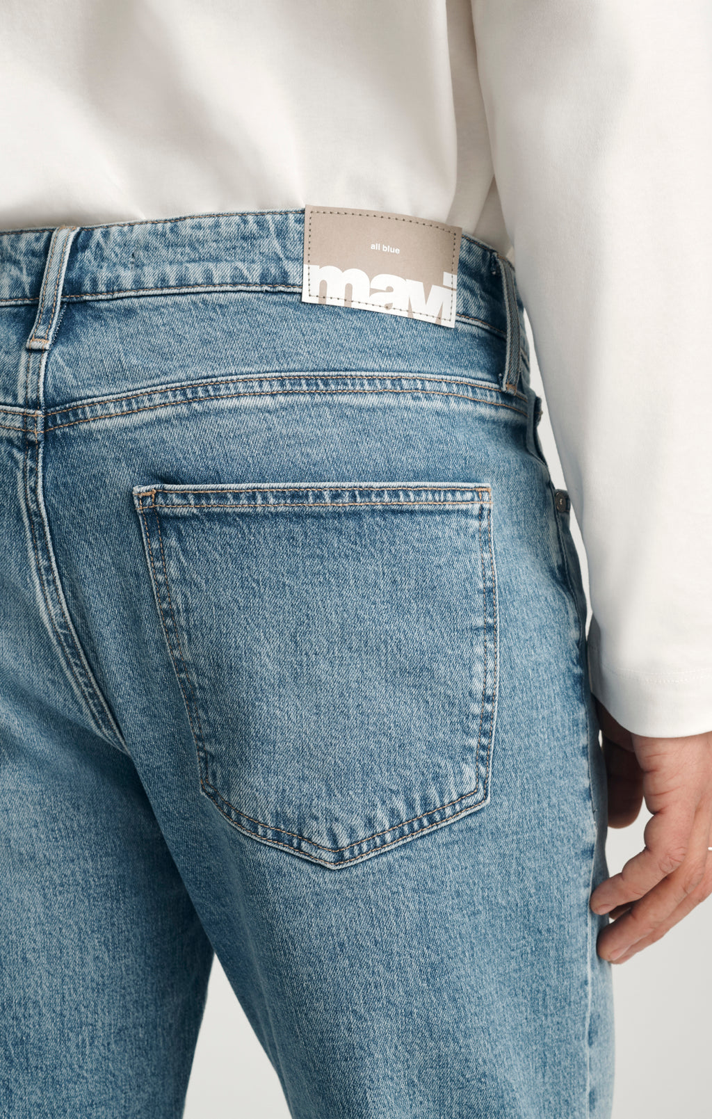 MARCEL LOOSE STRAIGHT LEG IN LIGHT BRUSHED CLASSIC BLUE - Mavi Jeans