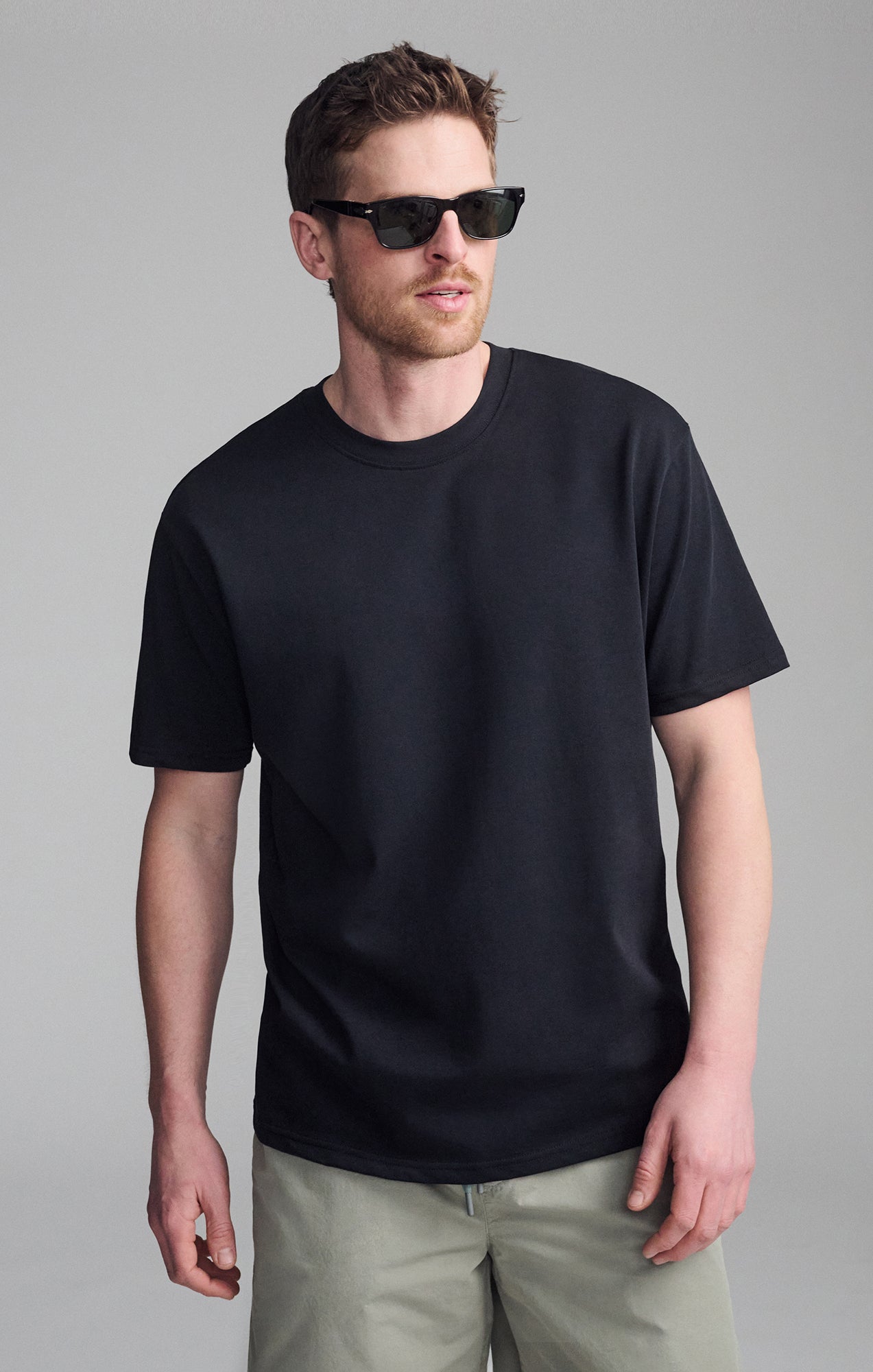 SHORT SLEEVE CREW NECK T-SHIRT IN BLACK - Mavi Jeans