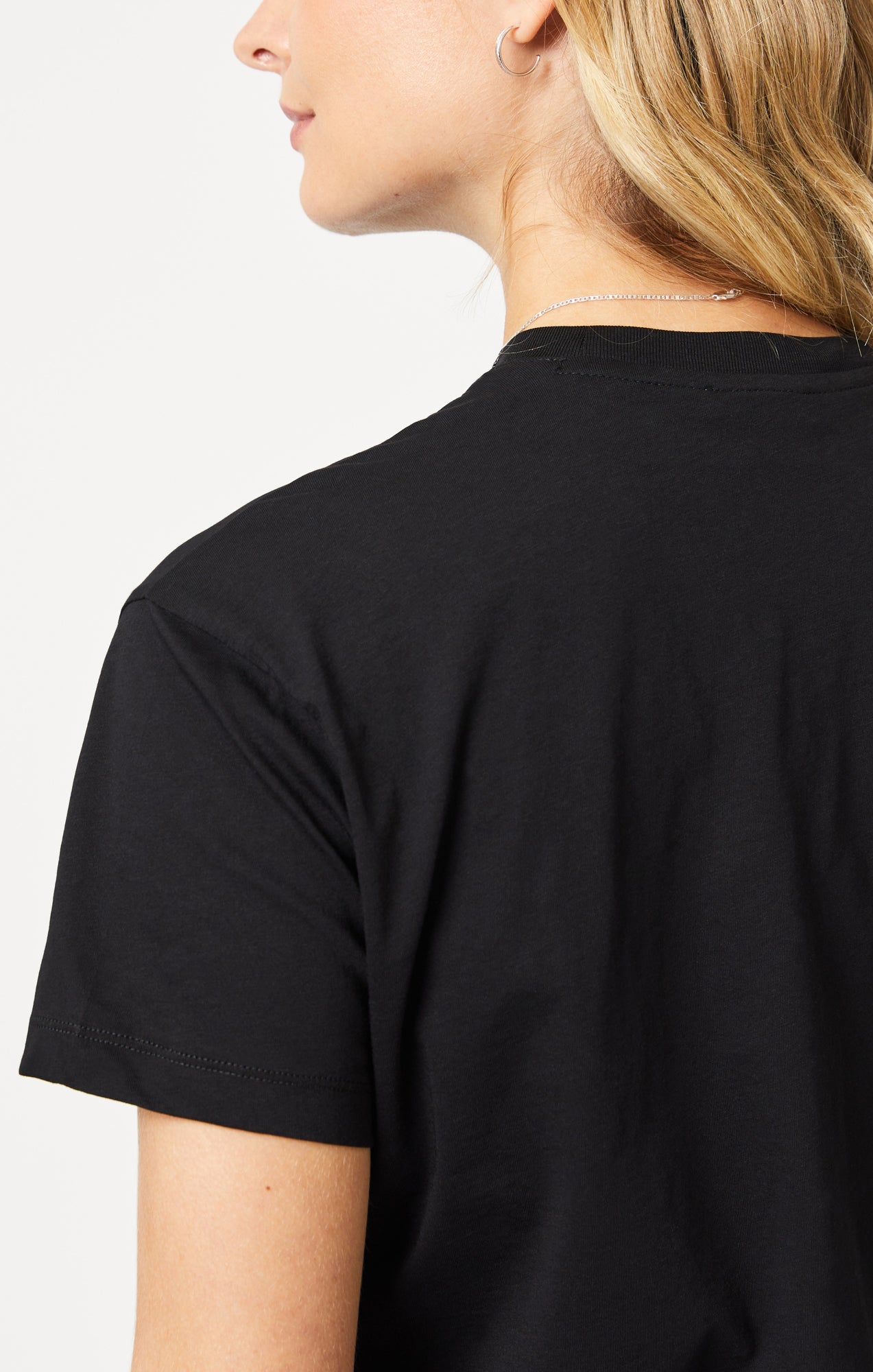 CREW NECK T-SHIRT IN BLACK - Mavi Jeans