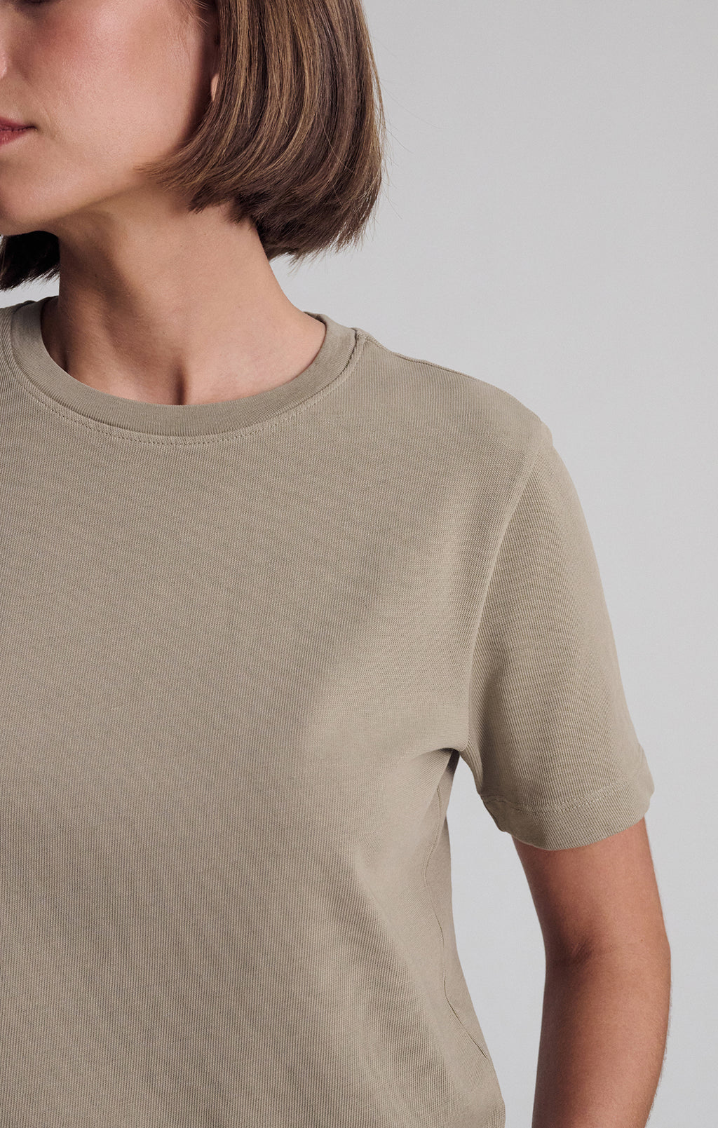 SHORT SLEEVE CREW NECK T-SHIRT IN CHINCHILLA - Mavi Jeans