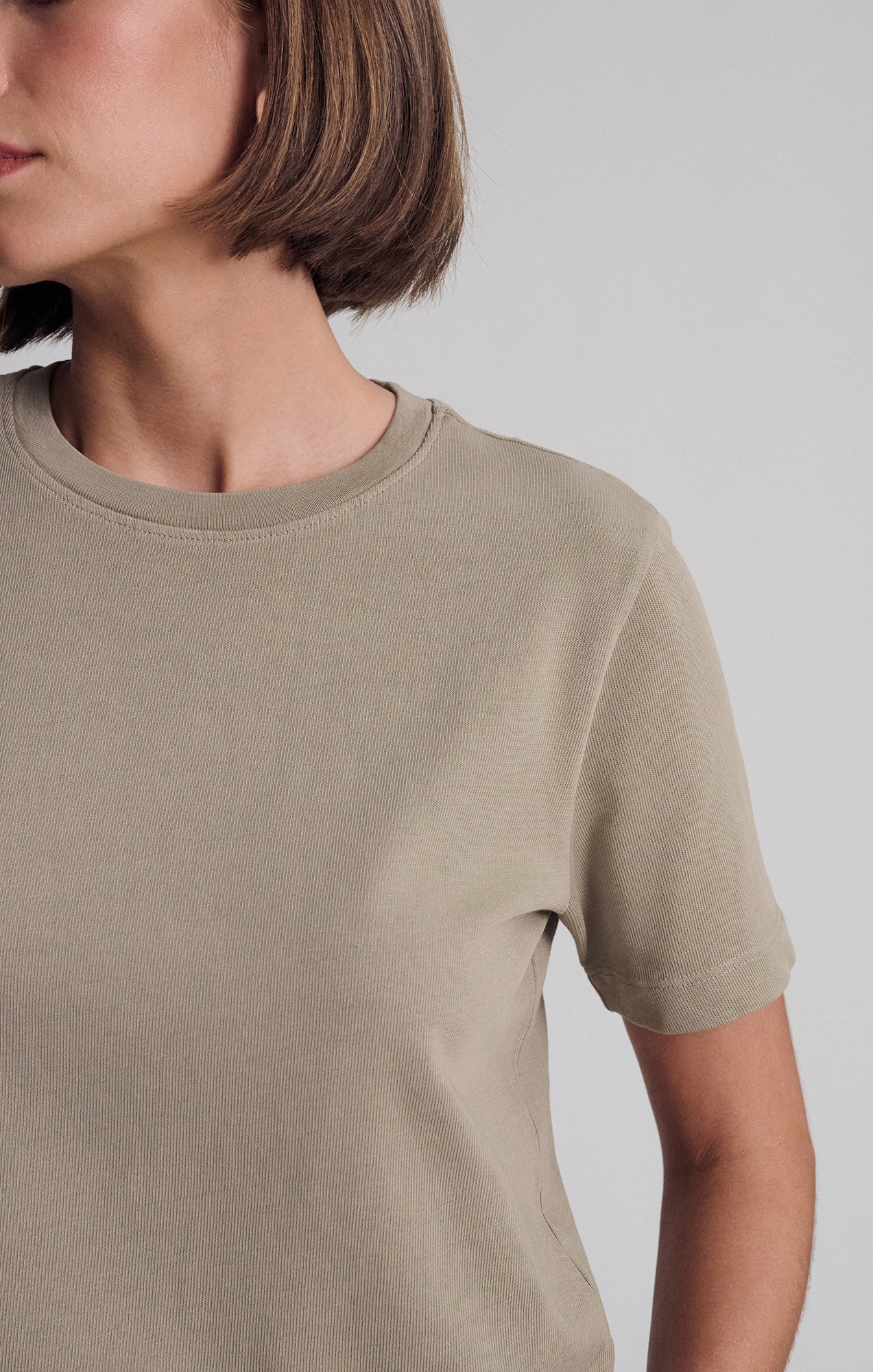 SHORT SLEEVE CREW NECK T-SHIRT IN CHINCHILLA - Mavi Jeans