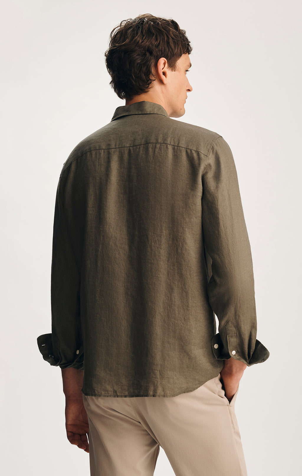 LINEN BUTTON-UP SHIRT IN DUSTY OLIVE - Mavi Jeans
