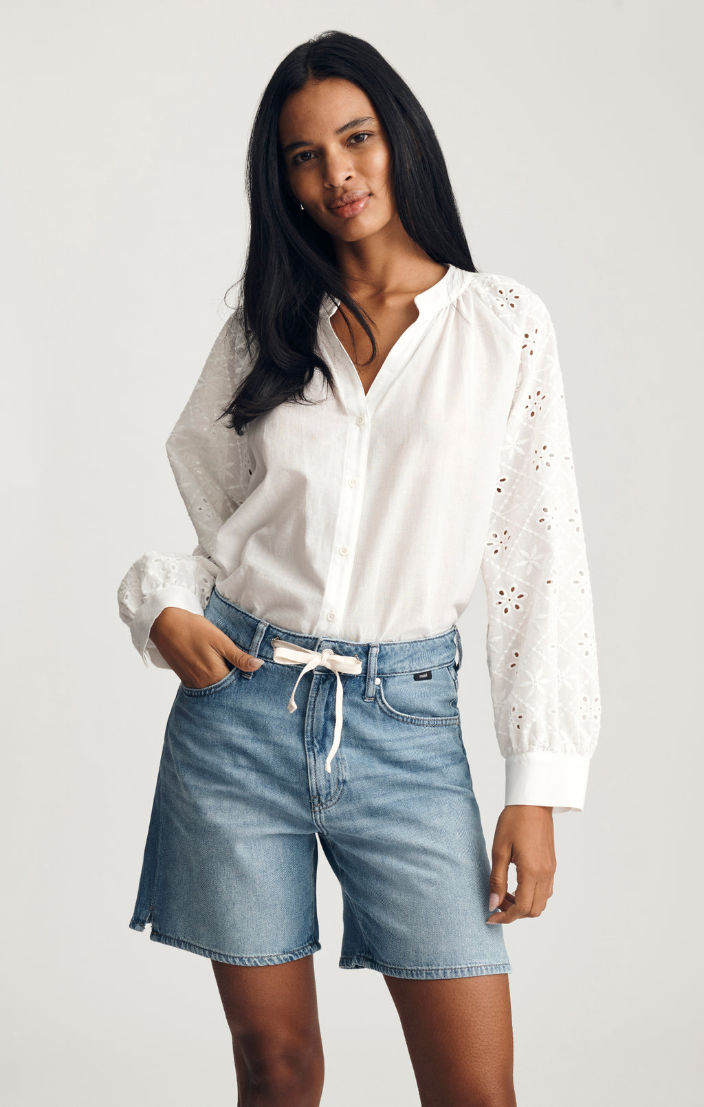 NELLA RELAXED SHORTS IN LIGHT BLUE WELL BLUE - Mavi Jeans
