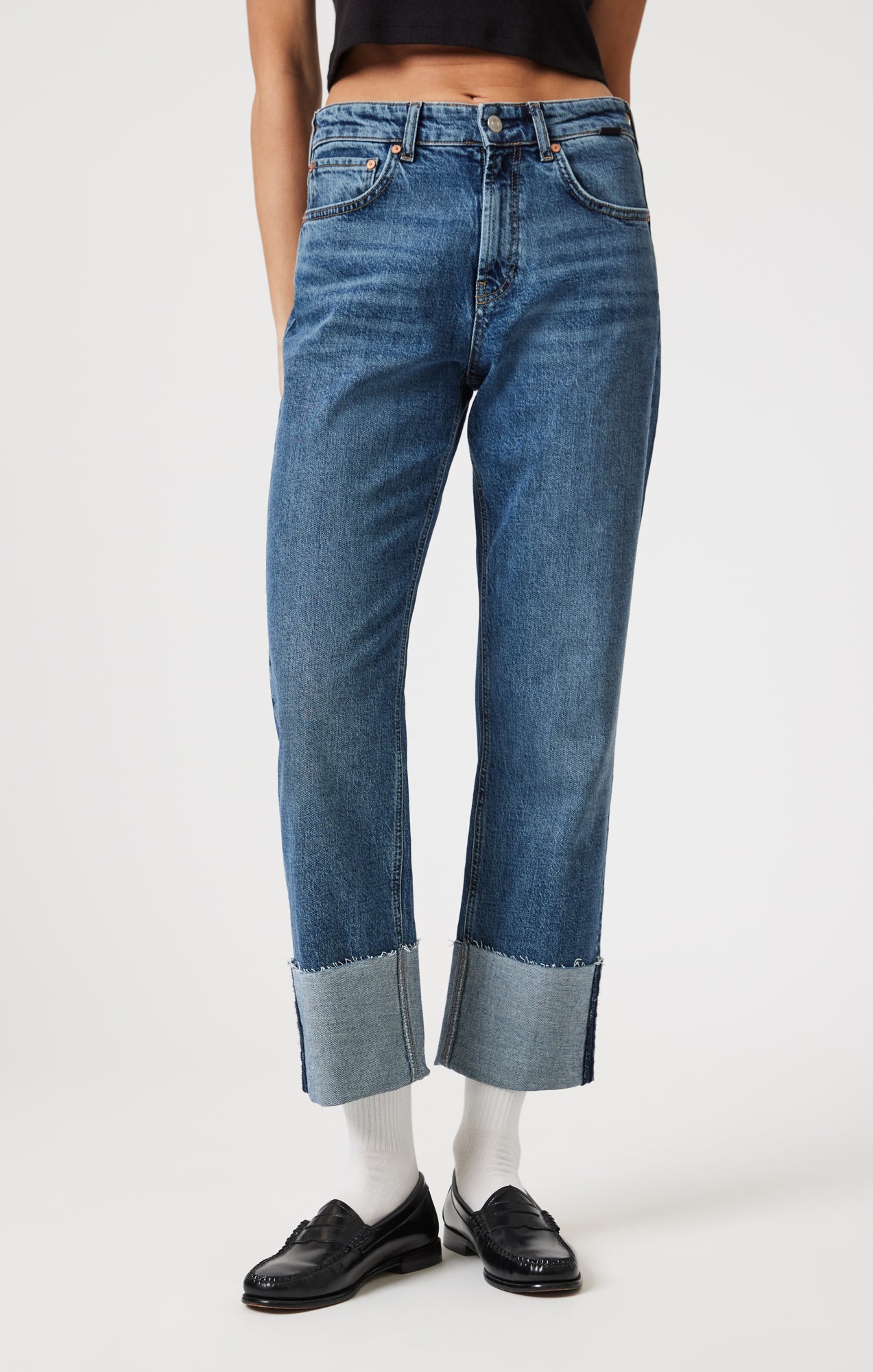 SAVANNAH CUFFED STRAIGHT LEG IN SHADED CLASSIC BLUE - Mavi Jeans