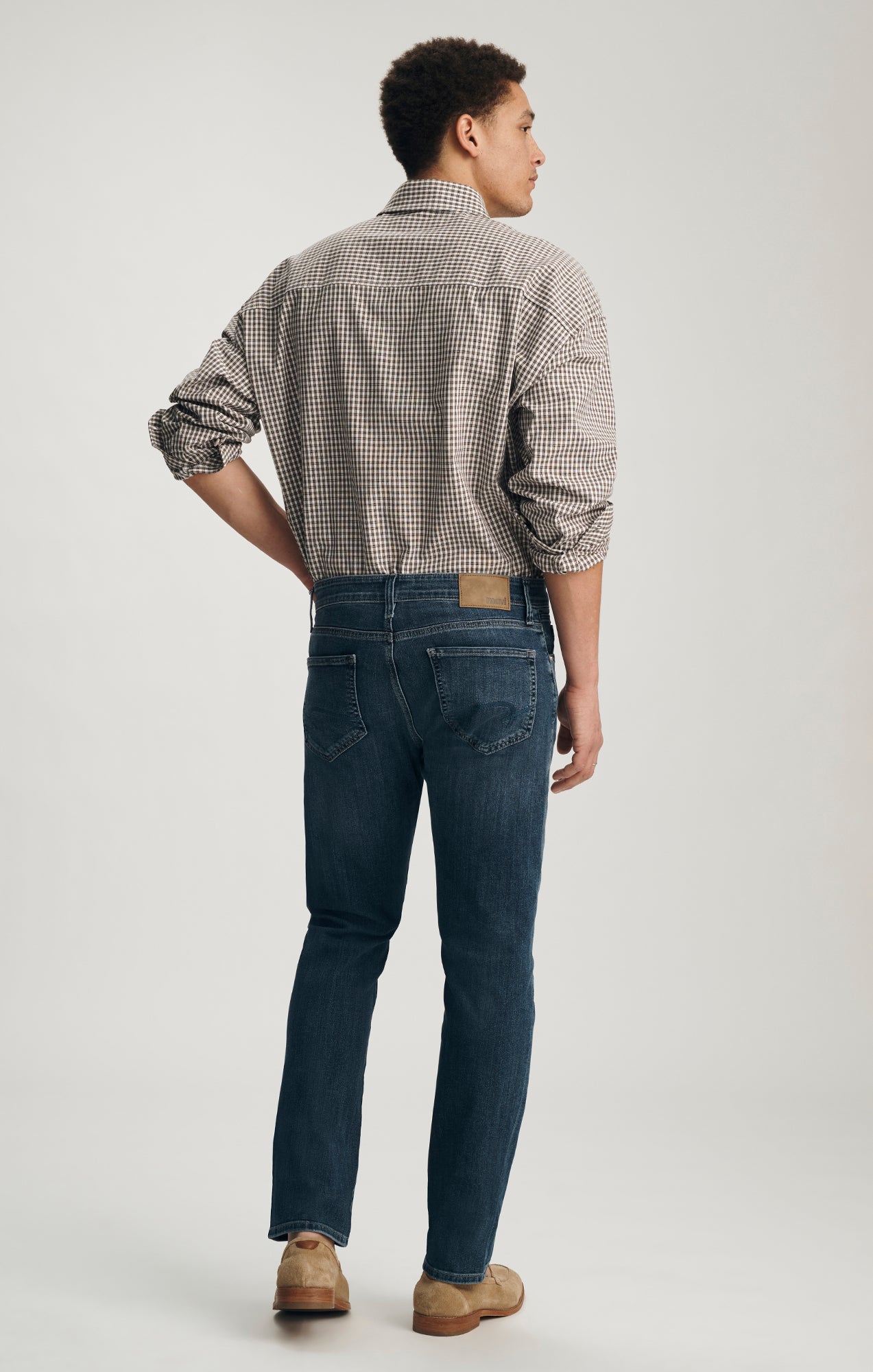 MARCUS SLIM STRAIGHT LEG JEANS IN USED WILLIAMSBURG