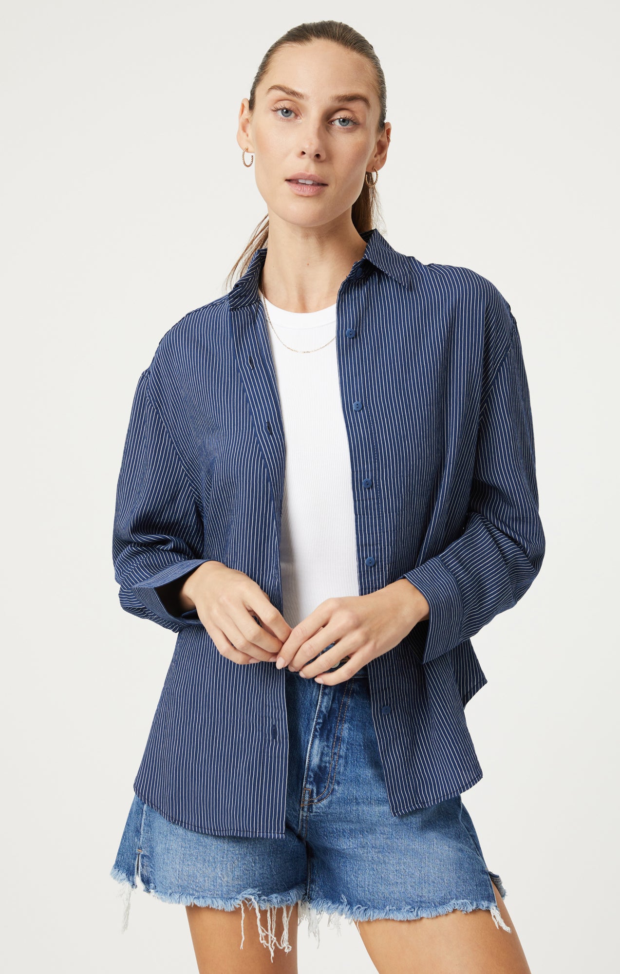 BUTTON-UP LONG SLEEVE SHIRT IN NAVY STRIPED - Mavi Jeans