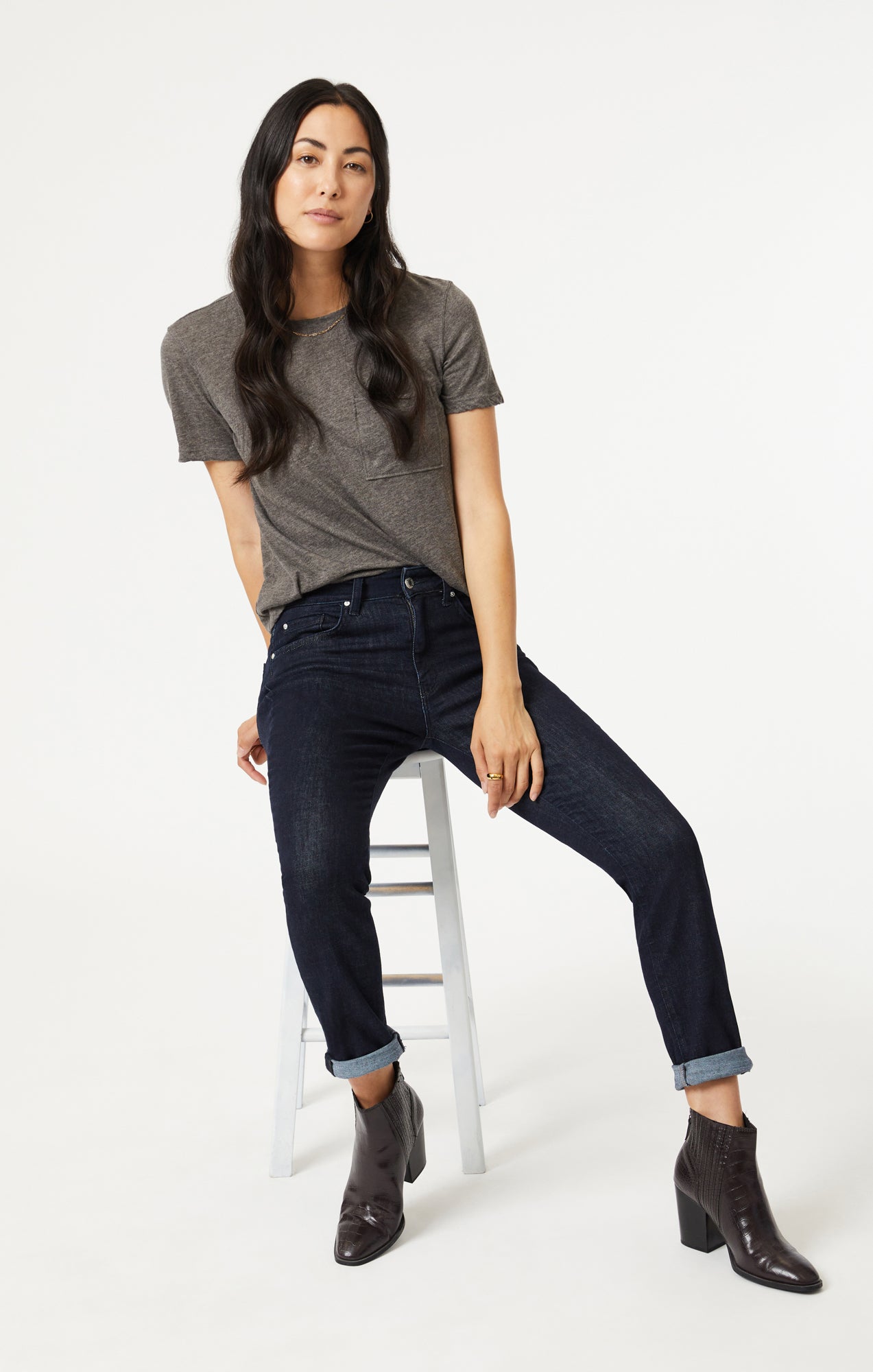 KATHLEEN SLIM BOYFRIEND IN SOLID RINSE FEATHER BLUE - Mavi Jeans