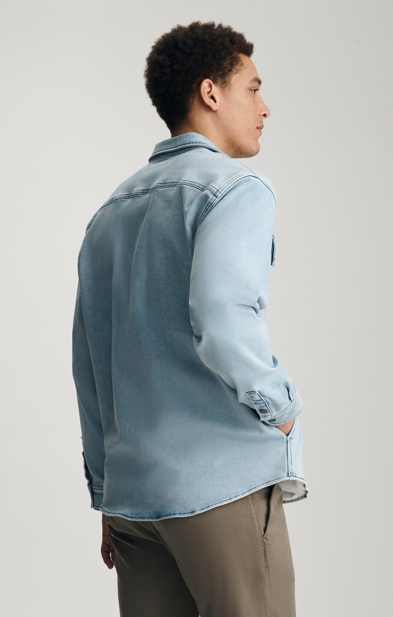 ASHER DENIM OVERSHIRT IN LIGHT BLUE EXPLORER - Mavi Jeans