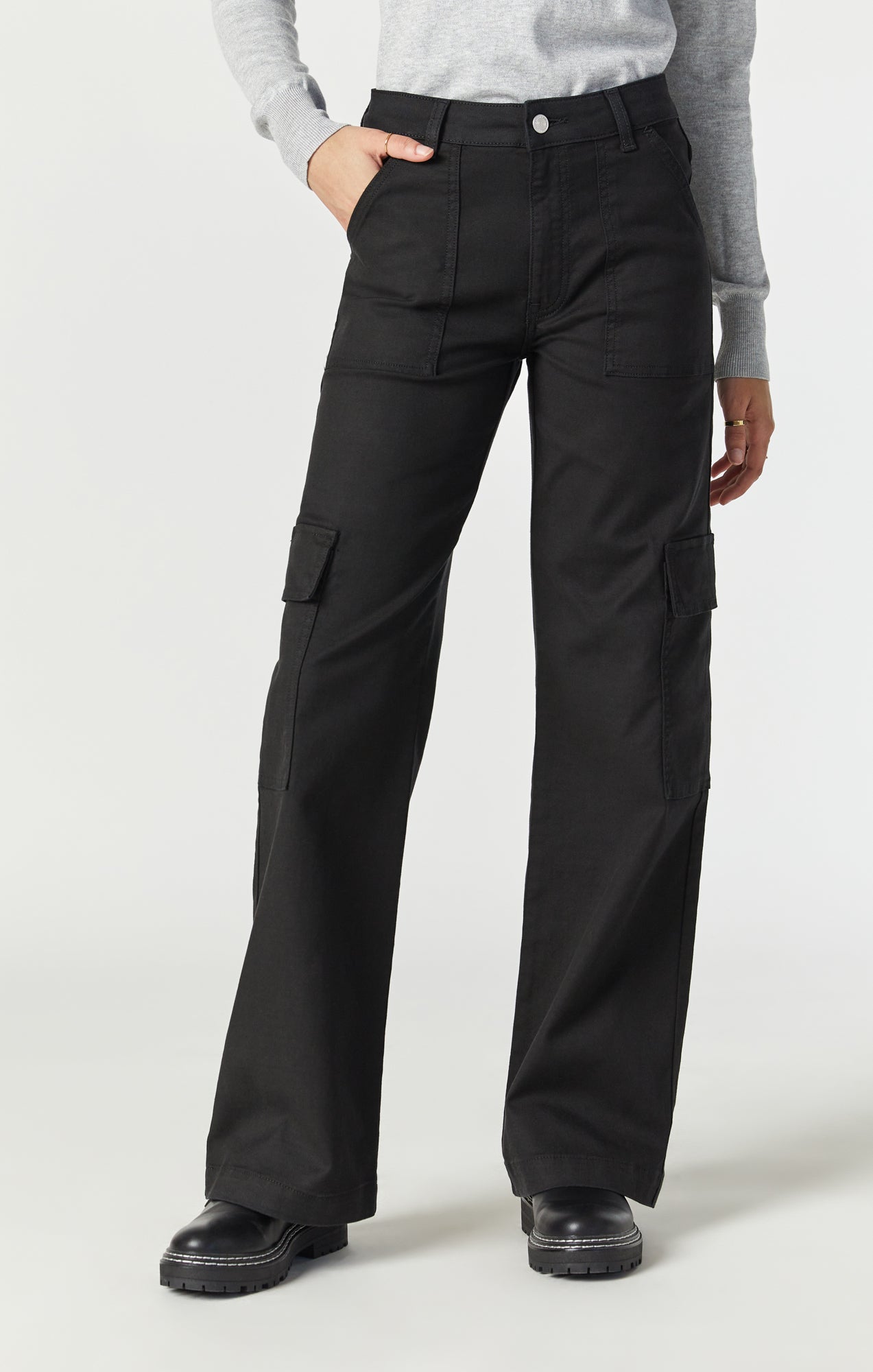 ALVA STRAIGHT CARGO IN BLACK LUXE TWILL - Mavi Jeans