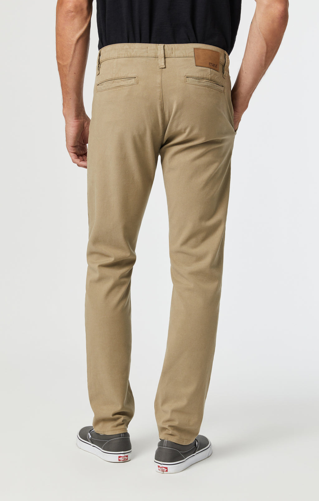 MILTON SLIM STRAIGHT CHINO IN BEIGE LUXE TWILL - Mavi Jeans
