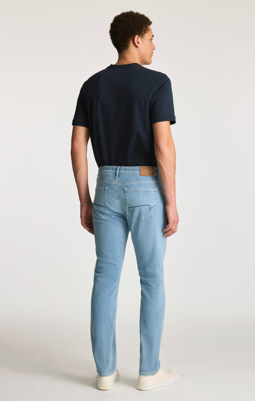 JAKE SLIM LEG IN LIGHT FOGGY FEATHER BLUE - Mavi Jeans
