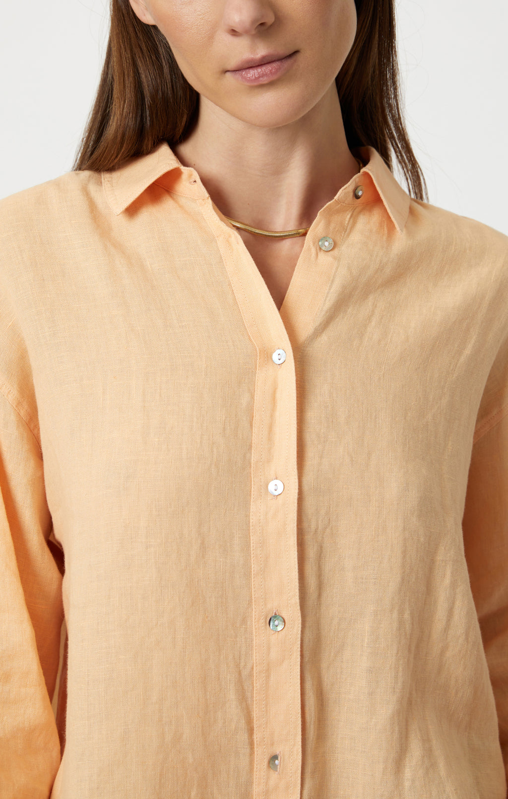 LINEN BUTTON-UP SHIRT IN CARAMEL CREAM - Mavi Jeans