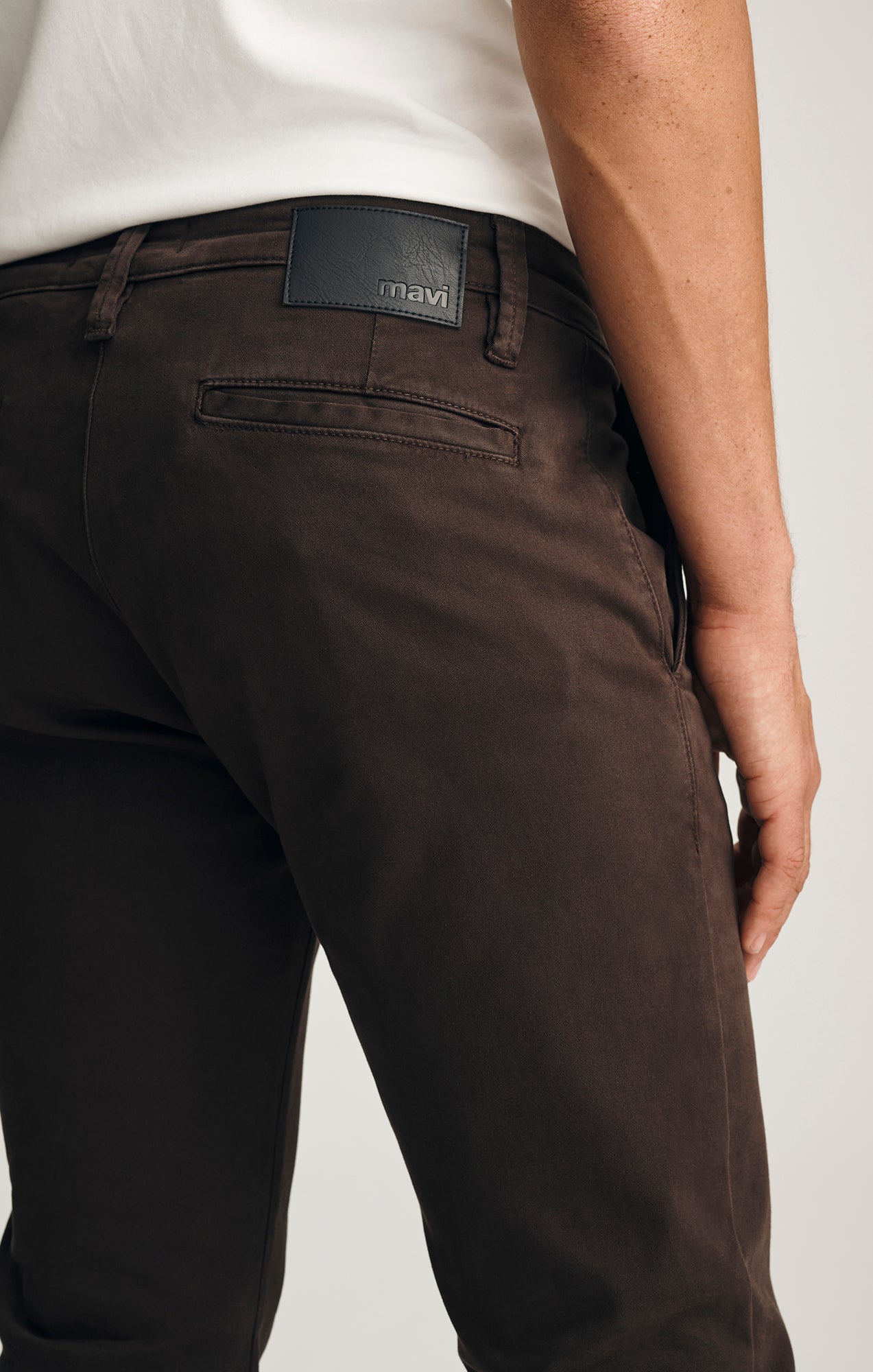MILTON SLIM STRAIGHT CHINO IN AFTER DARK CASUAL TWILL