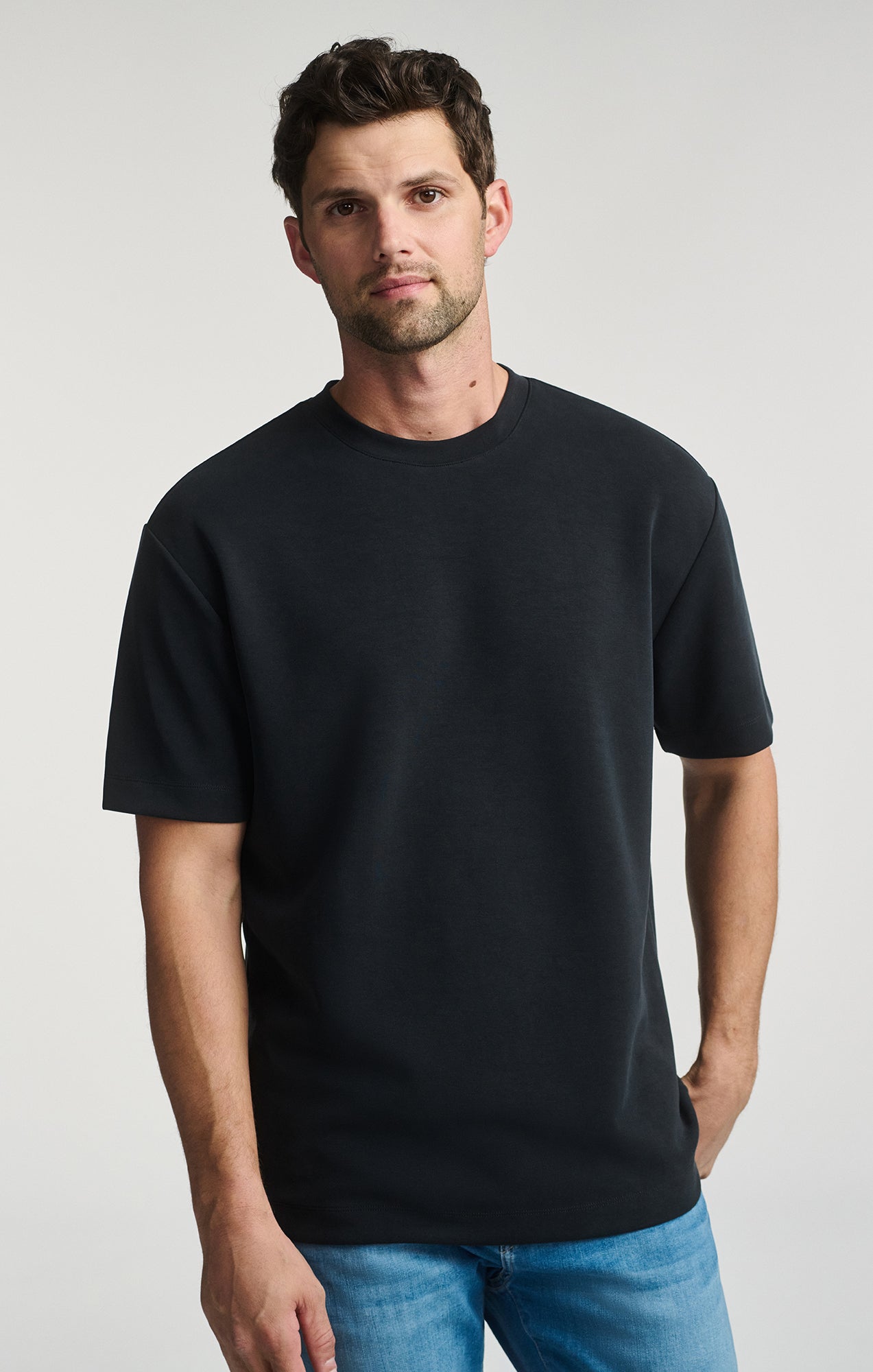 SHORT SLEEVE CREW NECK T-SHIRT IN JET BLACK - Mavi Jeans