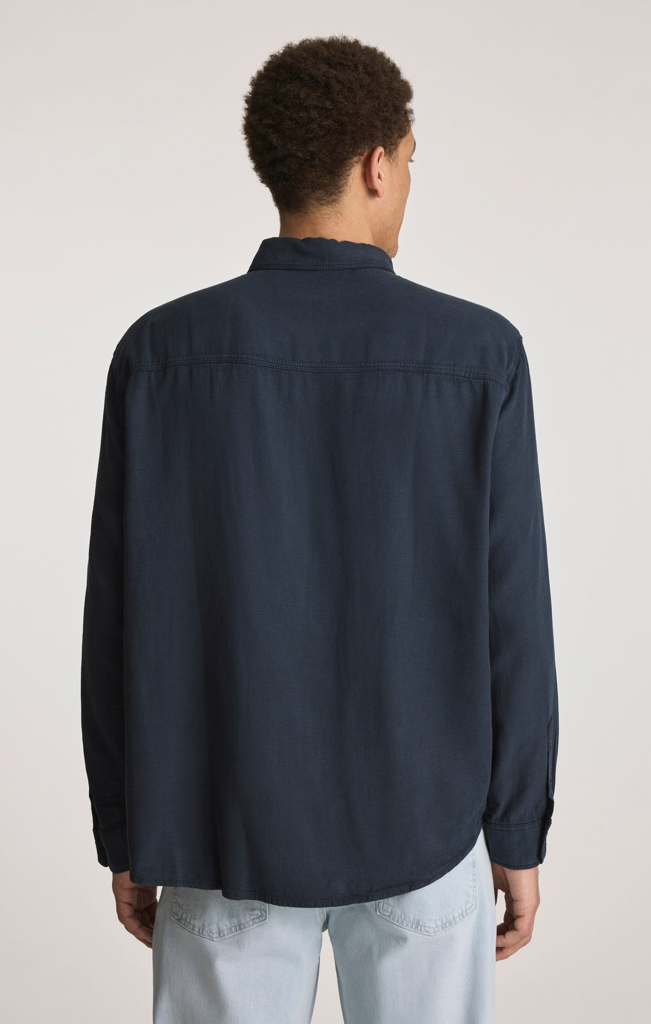 TENCEL™ BUTTON-UP SHIRT IN TOTAL ECLIPSE - Mavi Jeans