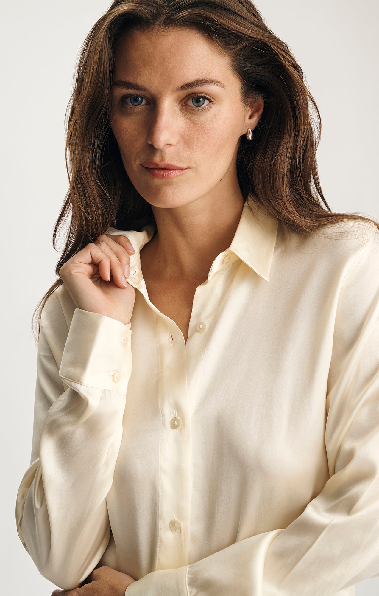 EDITION SILK BUTTON-UP SHIRT IN MARSHMALLOW