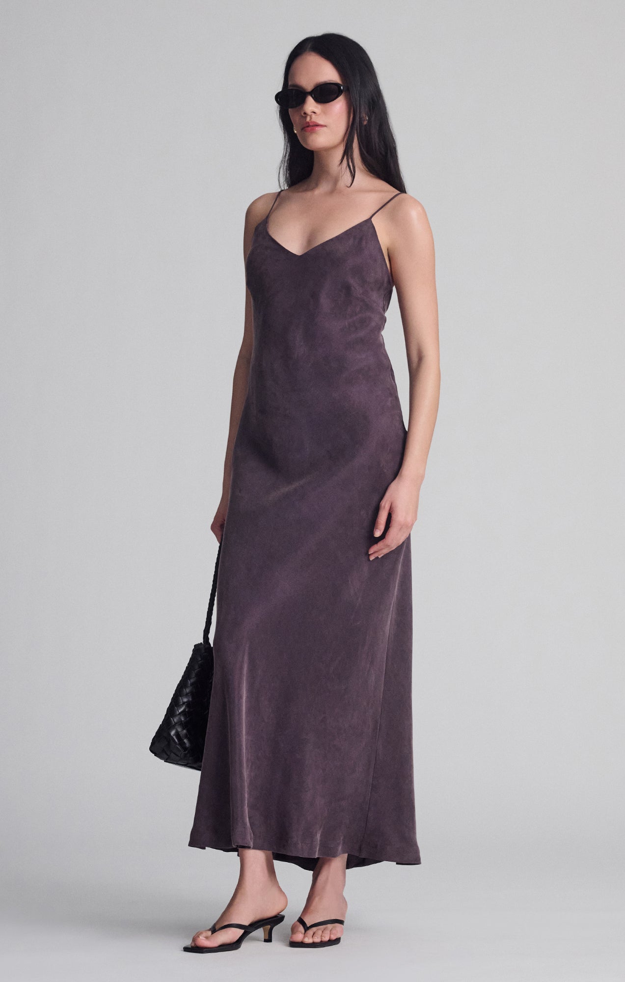V-NECK TENCEL™ MAXI DRESS IN PLUM PERFECT - Mavi Jeans