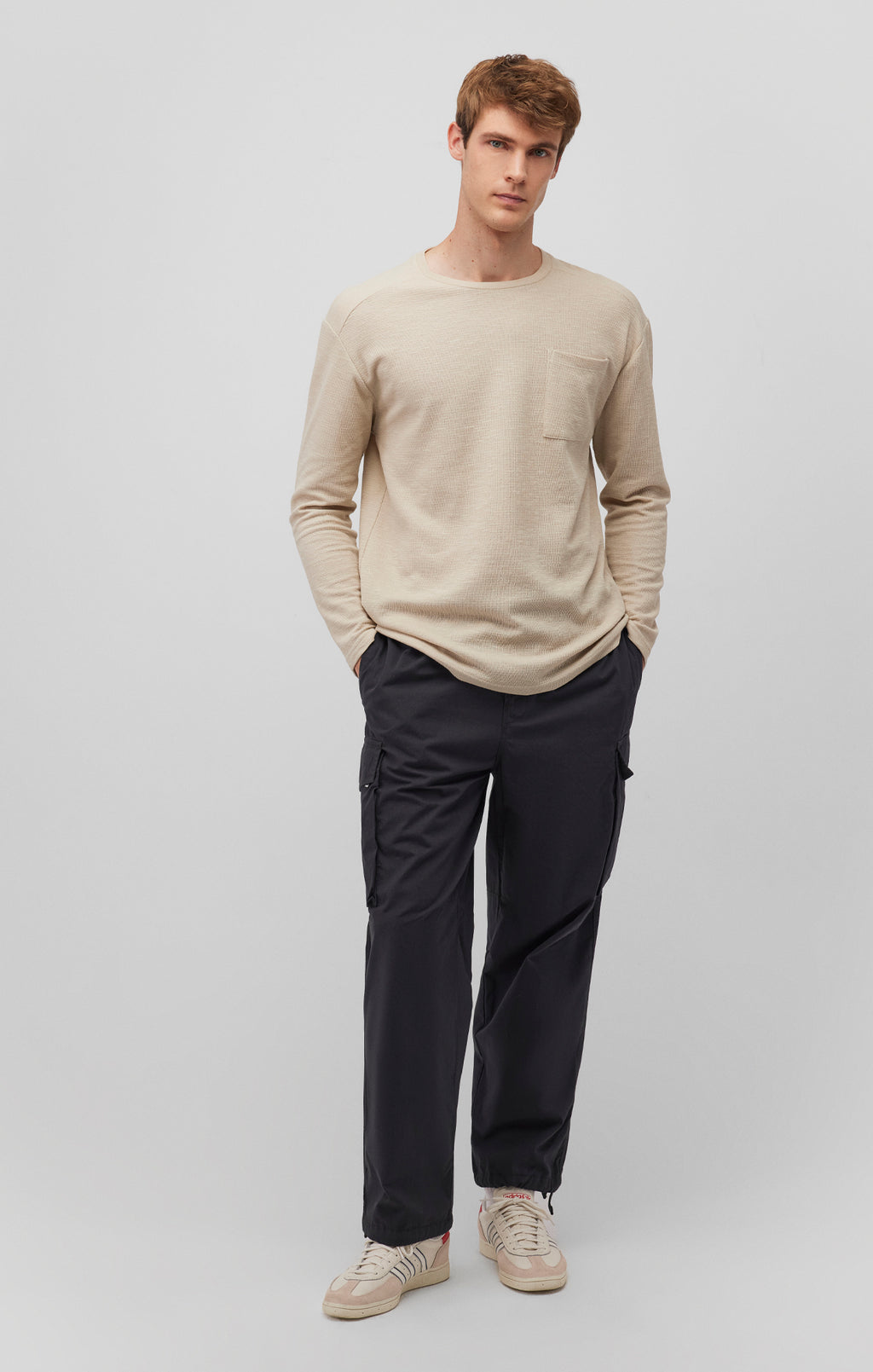 LONG SLEEVE POCKET T-SHIRT IN PELICAN - Mavi Jeans