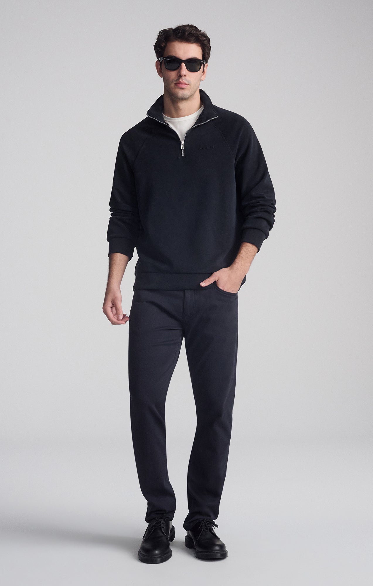 QUARTER ZIP SWEATSHIRT IN JET BLACK - Mavi Jeans