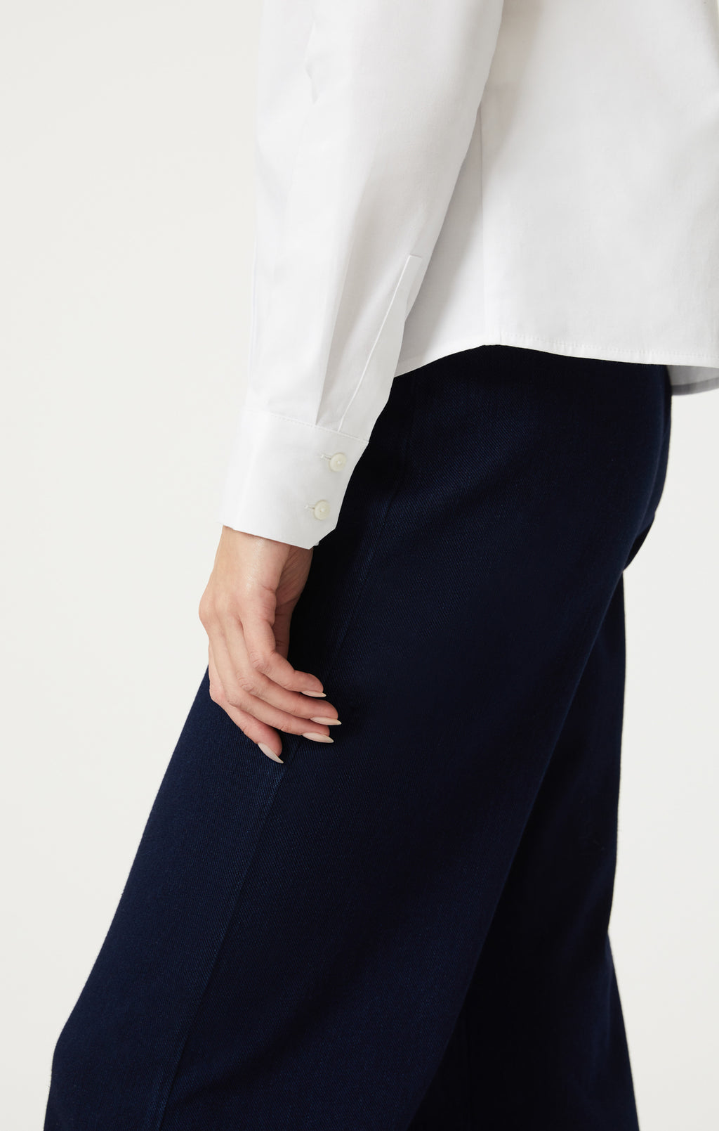 BUTTON-UP LONG SLEEVE SHIRT IN WHITE - Mavi Jeans