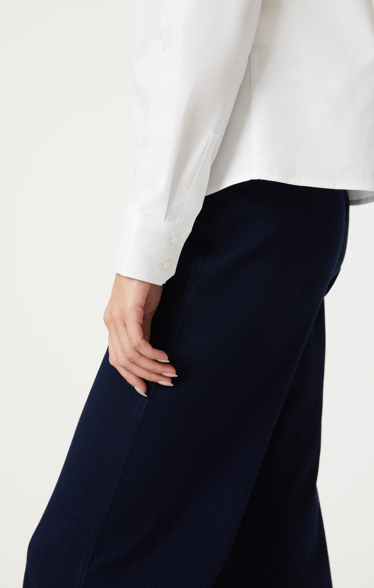 BUTTON-UP LONG SLEEVE SHIRT IN WHITE - Mavi Jeans