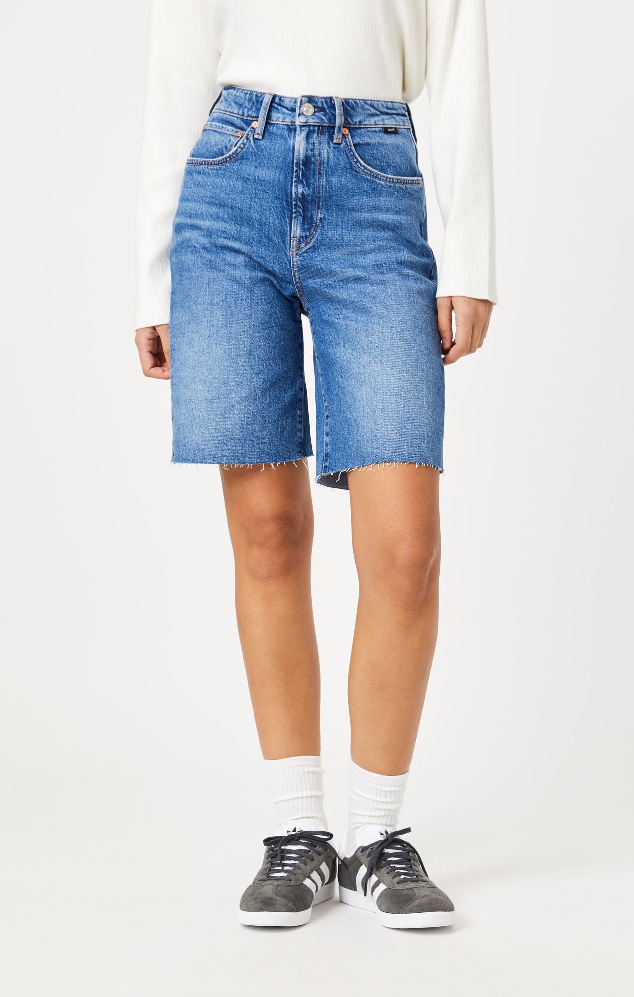 SELINA SHORTS IN MID BRUSHED CLASSIC BLUE - Mavi Jeans