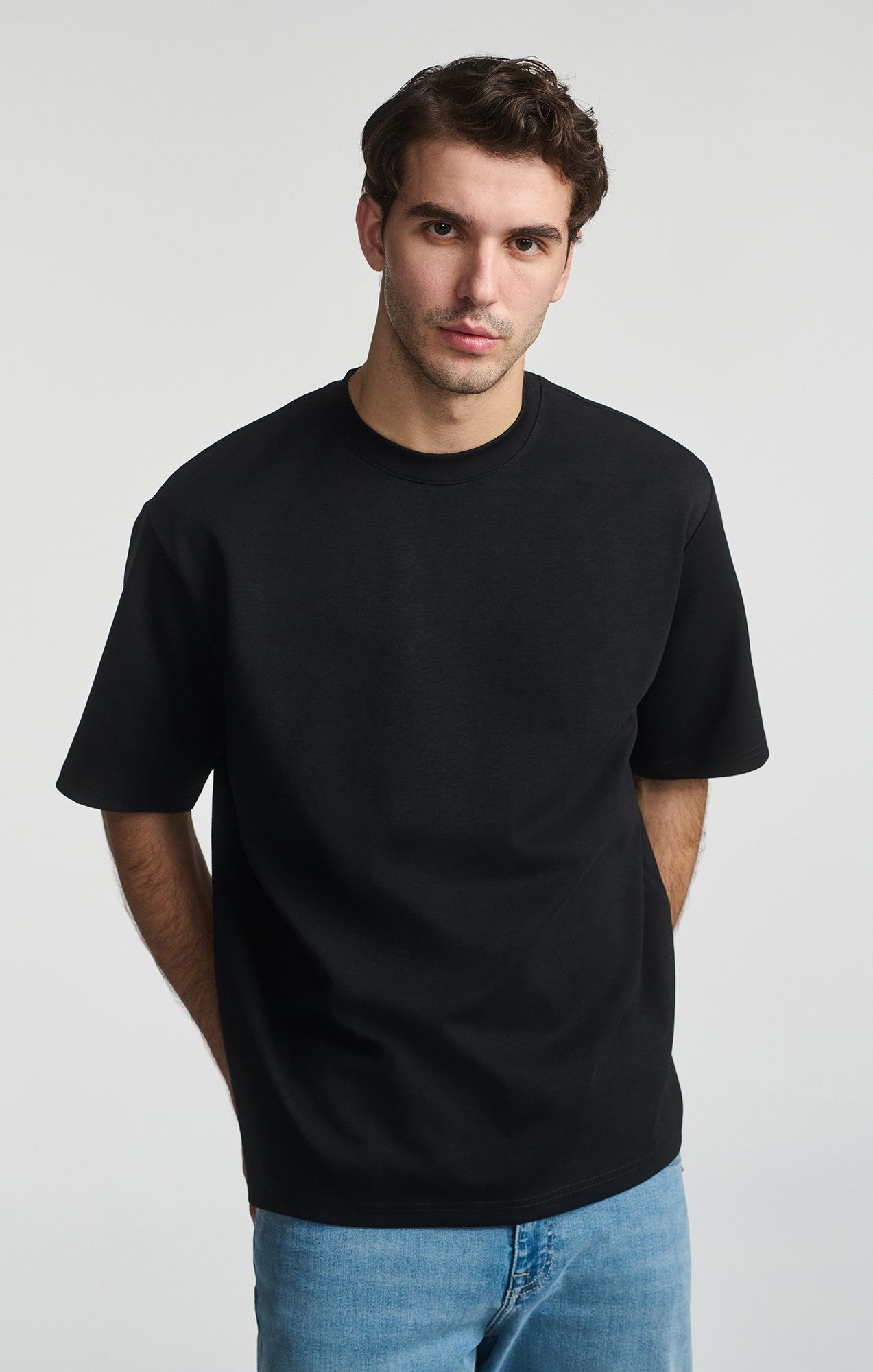 SHORT SLEEVE CREW NECK T-SHIRT IN BLACK - Mavi Jeans