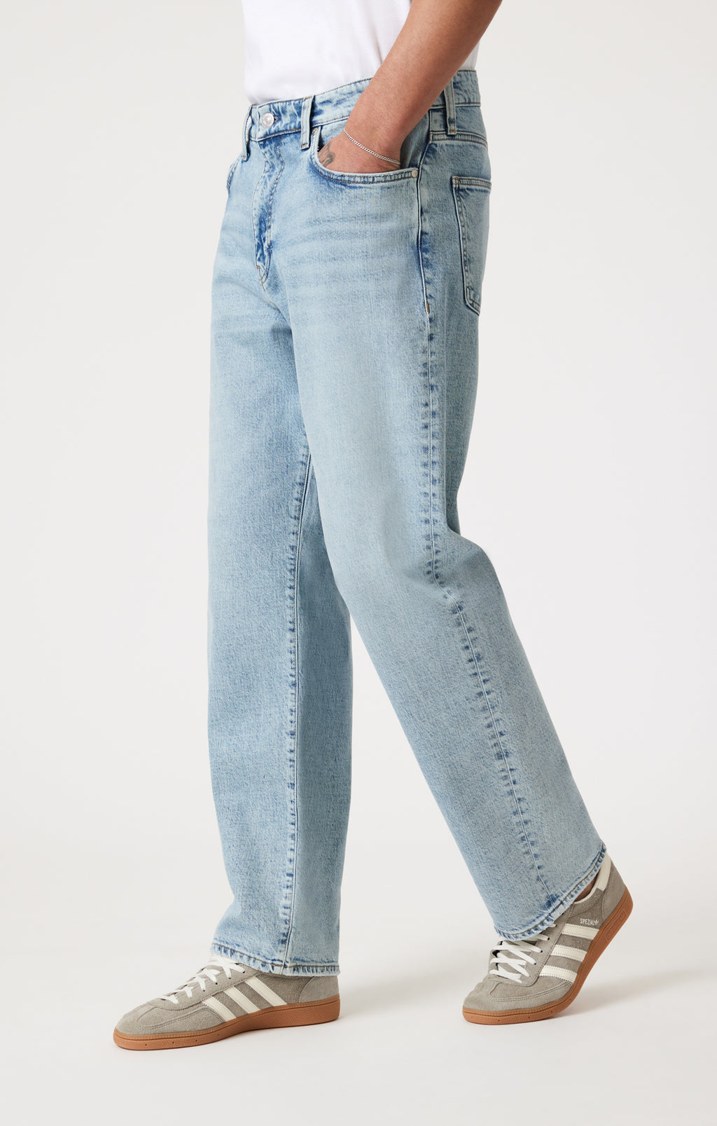 MARCEL LOOSE STRAIGHT LEG IN BLEACHED CLASSIC BLUE - Mavi Jeans