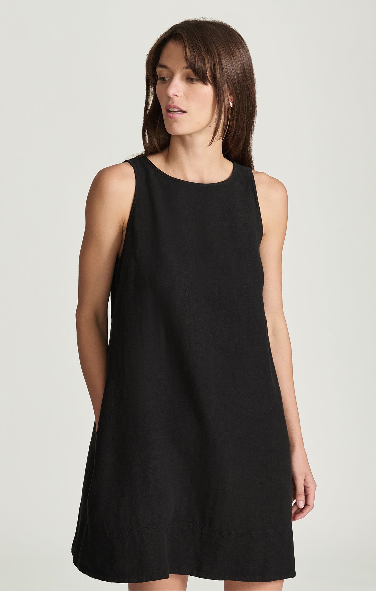 LINEN MINI SHIFT DRESS IN BLACK - Mavi Jeans