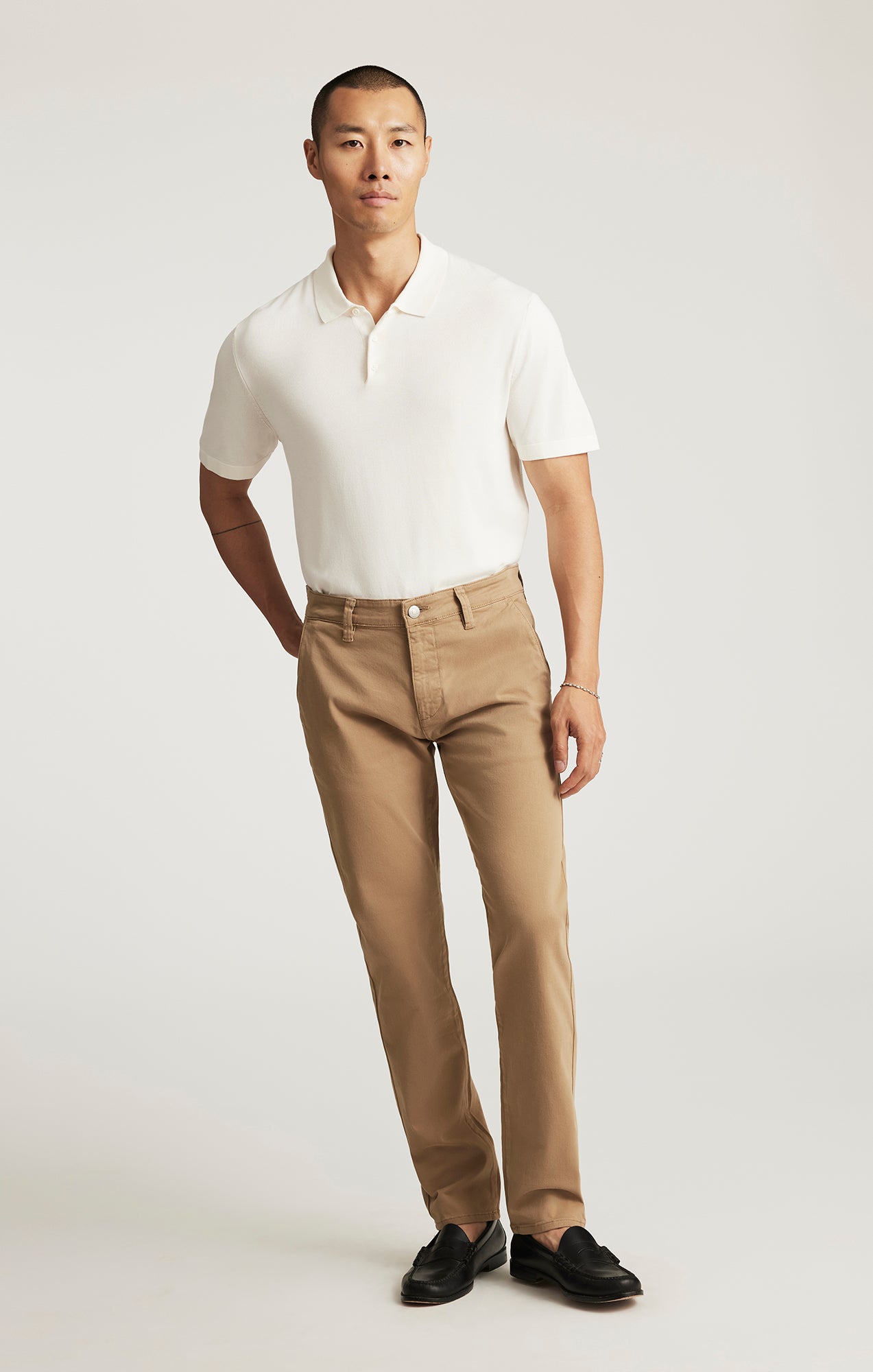 MILTON SLIM STRAIGHT CHINO IN KHAKI CASUAL TWILL - Mavi Jeans