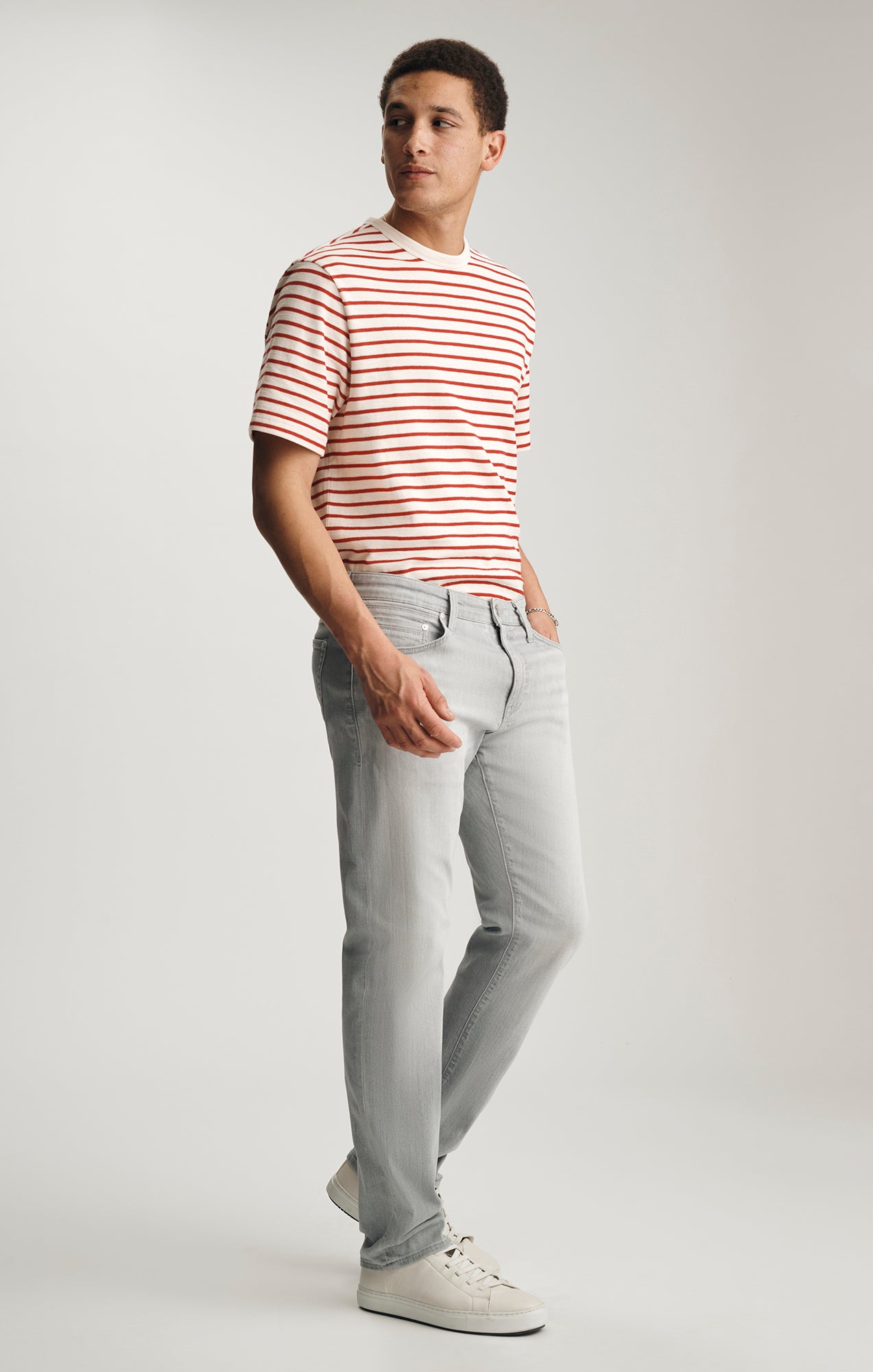 JAKE SLIM LEG IN ICE GREY WILLIAMSBURG - Mavi Jeans