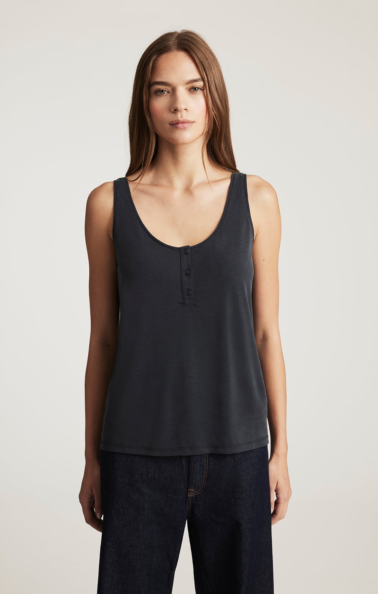 LUXE TOUCH TENCEL™ HENLEY TANK TOP IN BLACK - Mavi Jeans