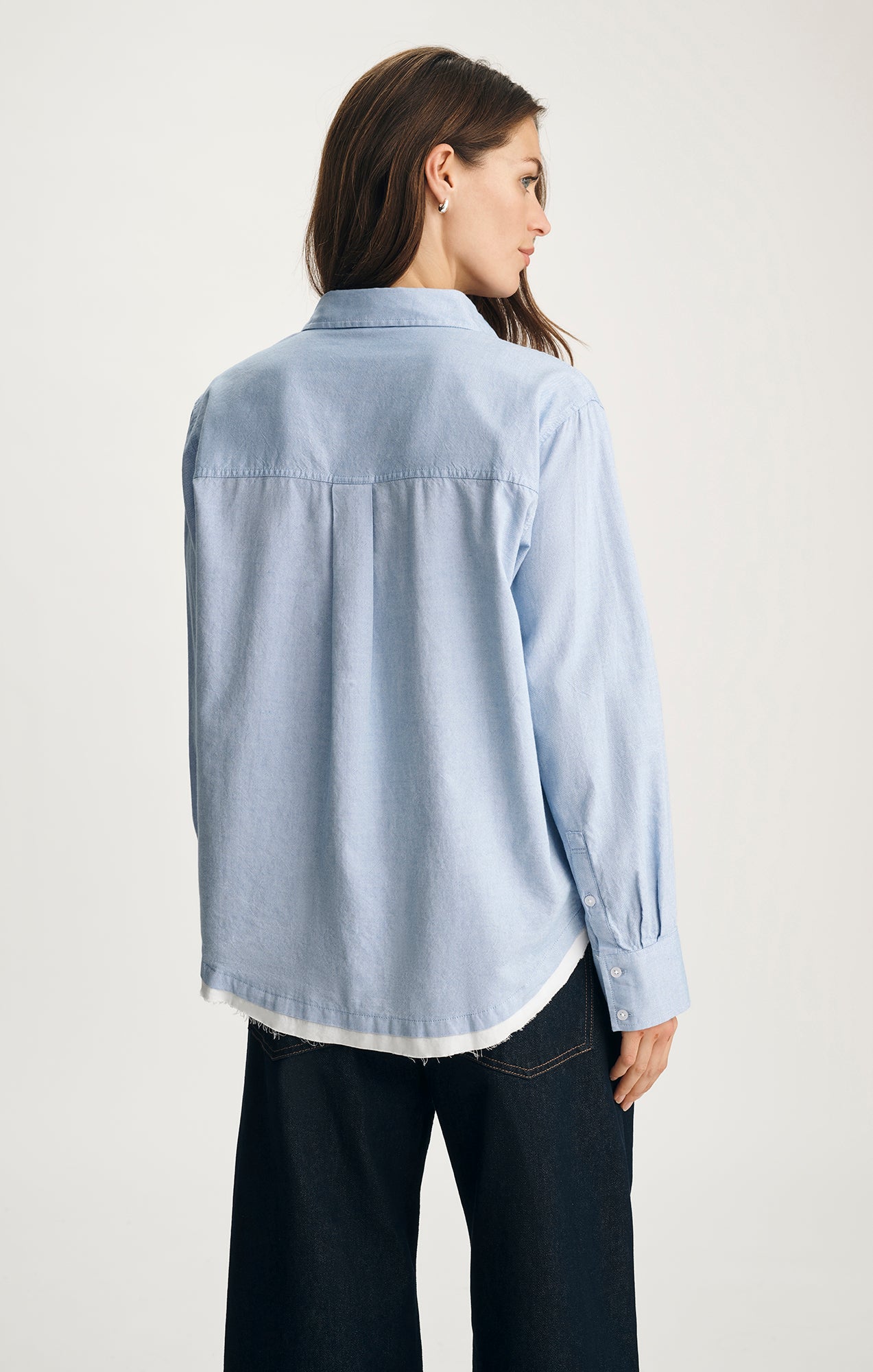 RAW HEM BUTTON-UP SHIRT IN WINDSURFER