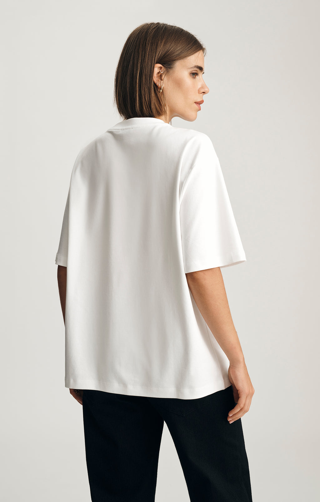 ZOE INTERLOCK CREW NECK T-SHIRT IN WHITE