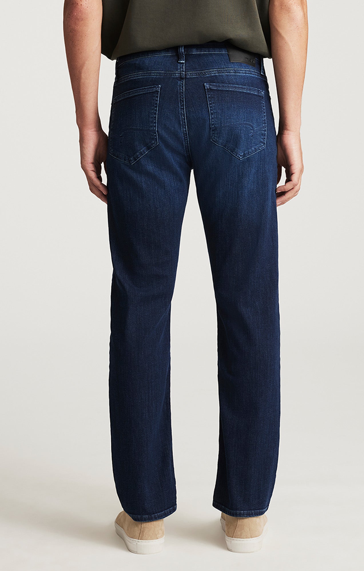 ZACH STRAIGHT LEG IN DARK BRUSHED WILLIAMSBURG - Mavi Jeans