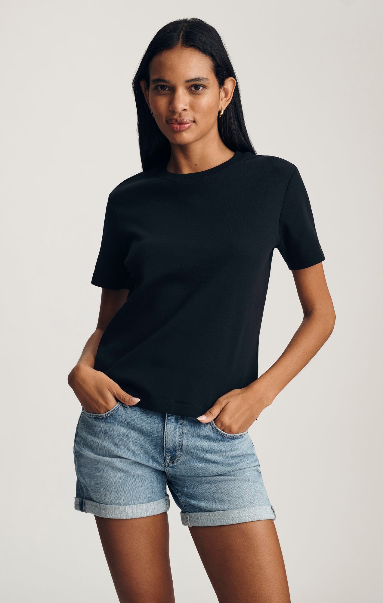 NINA CREW NECK T-SHIRT IN BLACK - Mavi Jeans
