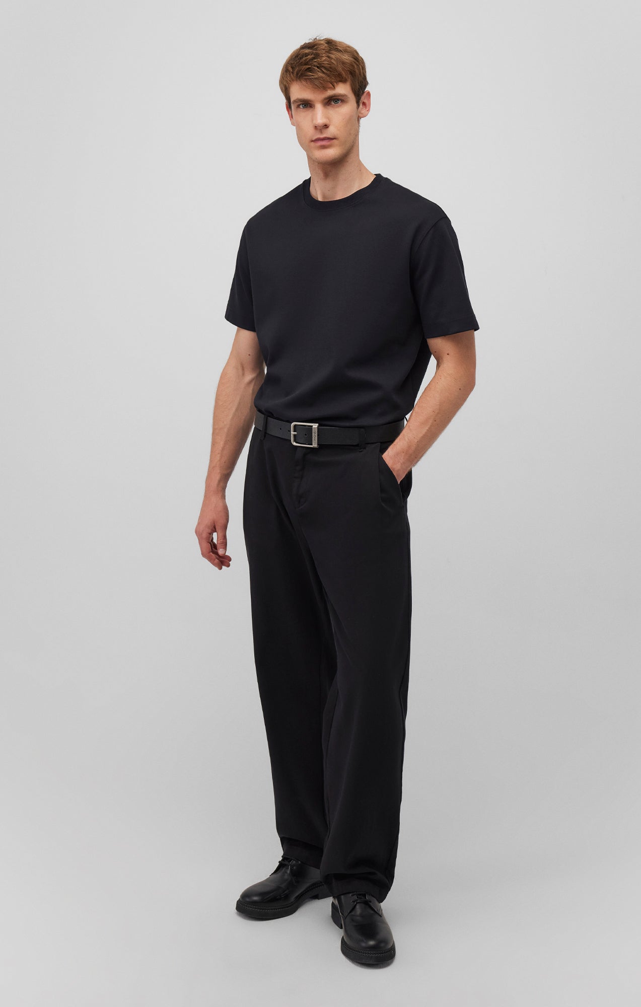 SHORT SLEEVE CREW NECK T-SHIRT IN BLACK - Mavi Jeans