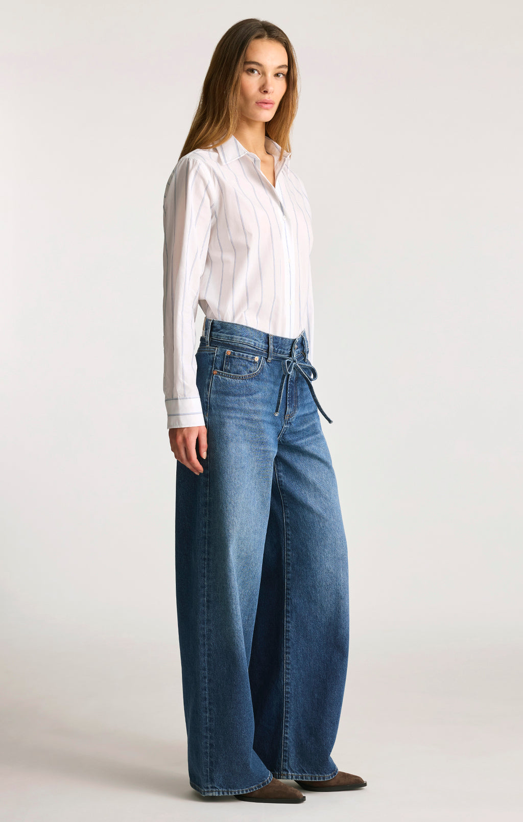 WENDY LOOSE STRAIGHT LEG IN MID BRUSHED CLASSIC DENIM - Mavi Jeans